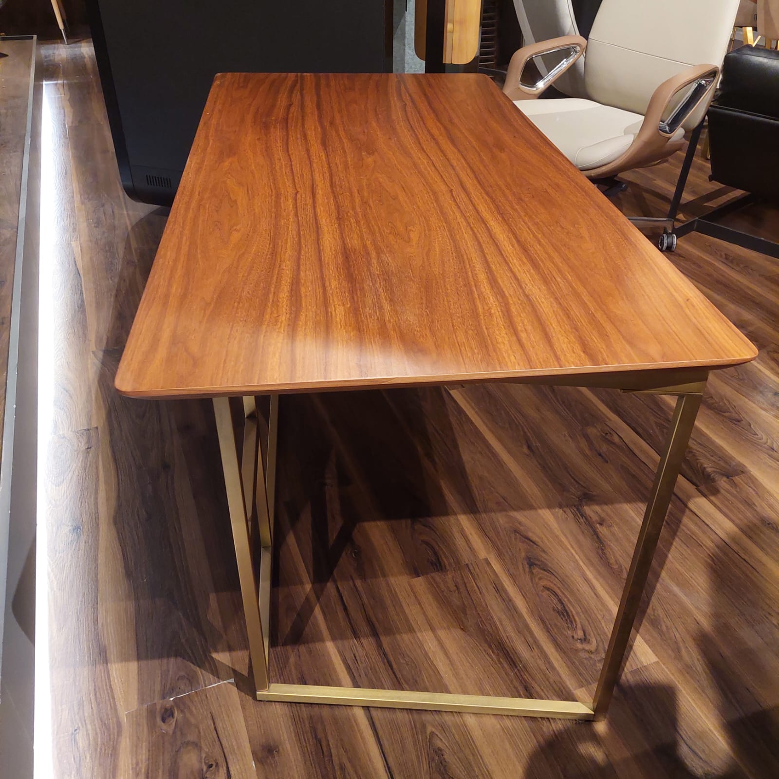 Display item featuring the Nord Desk 146 cm by Beacon Civil, shown in a modern workspace setting.