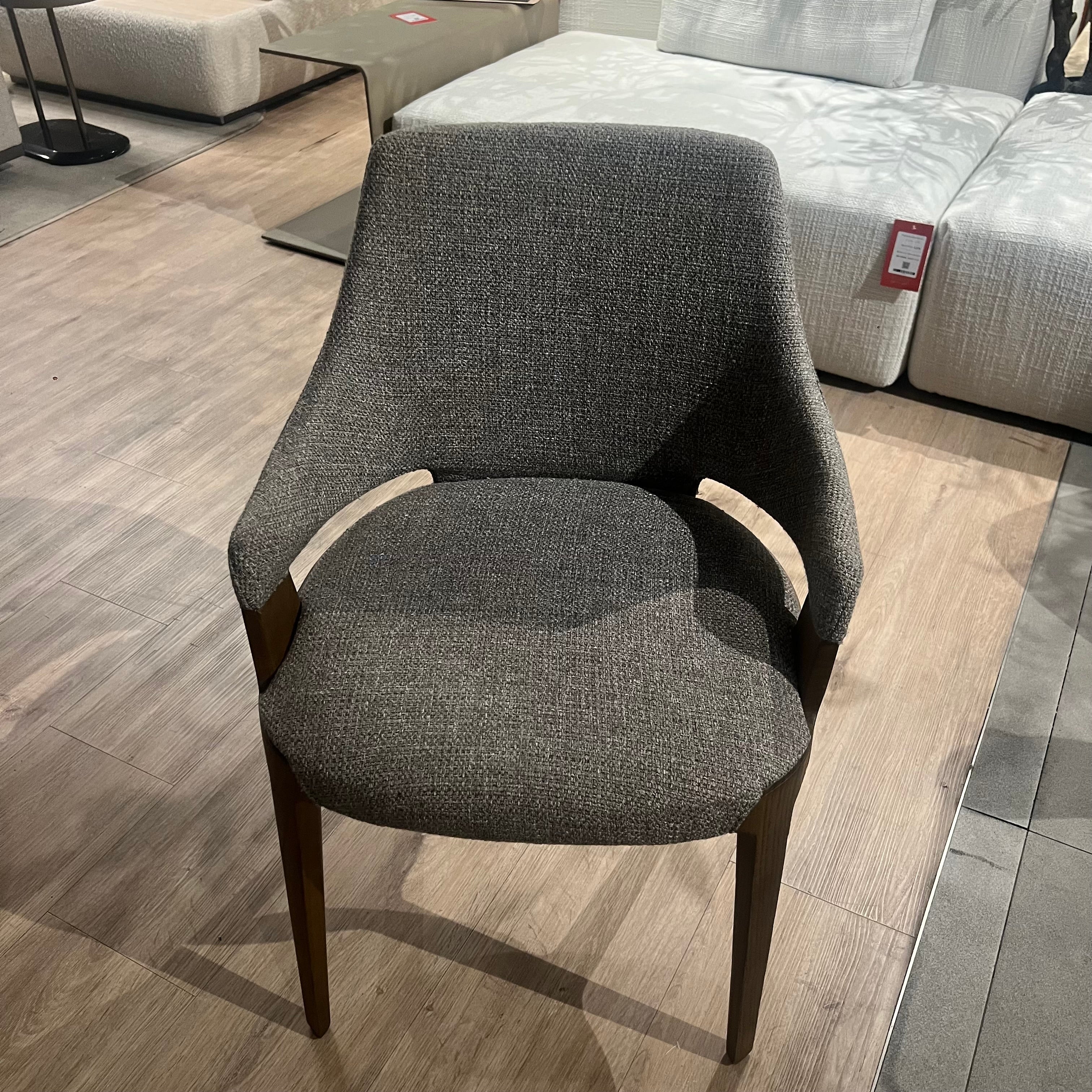 Display image of the Otto Chair by OZZO, featuring a modern Nakheel design with sleek, stylish seating for contemporary spaces.