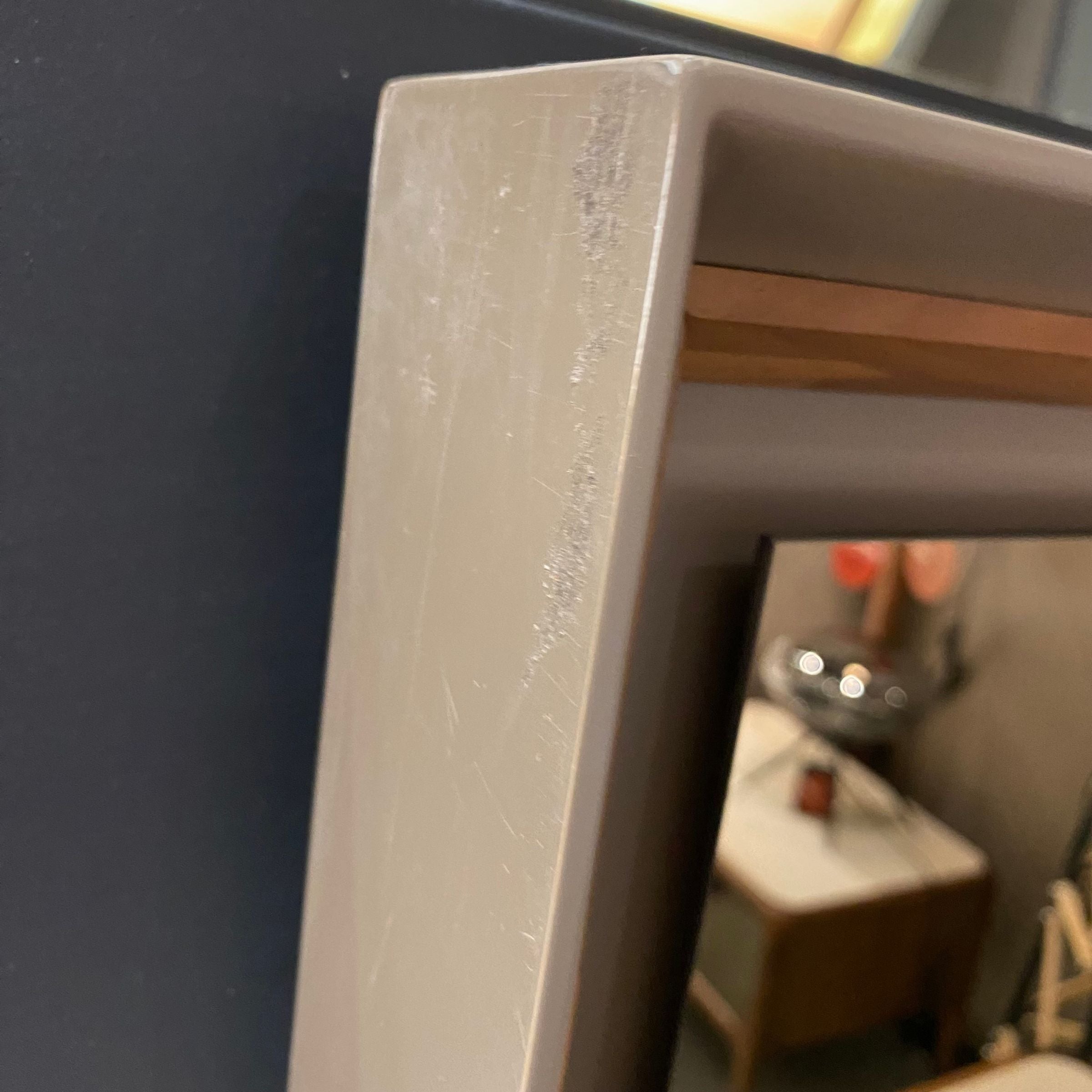 Display item - Pena Dresser And Mirror Pena002-DresserNakheel -  DISPLAY ITEM - ebarza Furniture UAE | Shop Modern Furniture in Abu Dhabi & Dubai - مفروشات ايبازرا في الامارات | تسوق اثاث عصري وديكورات مميزة في دبي وابوظبي