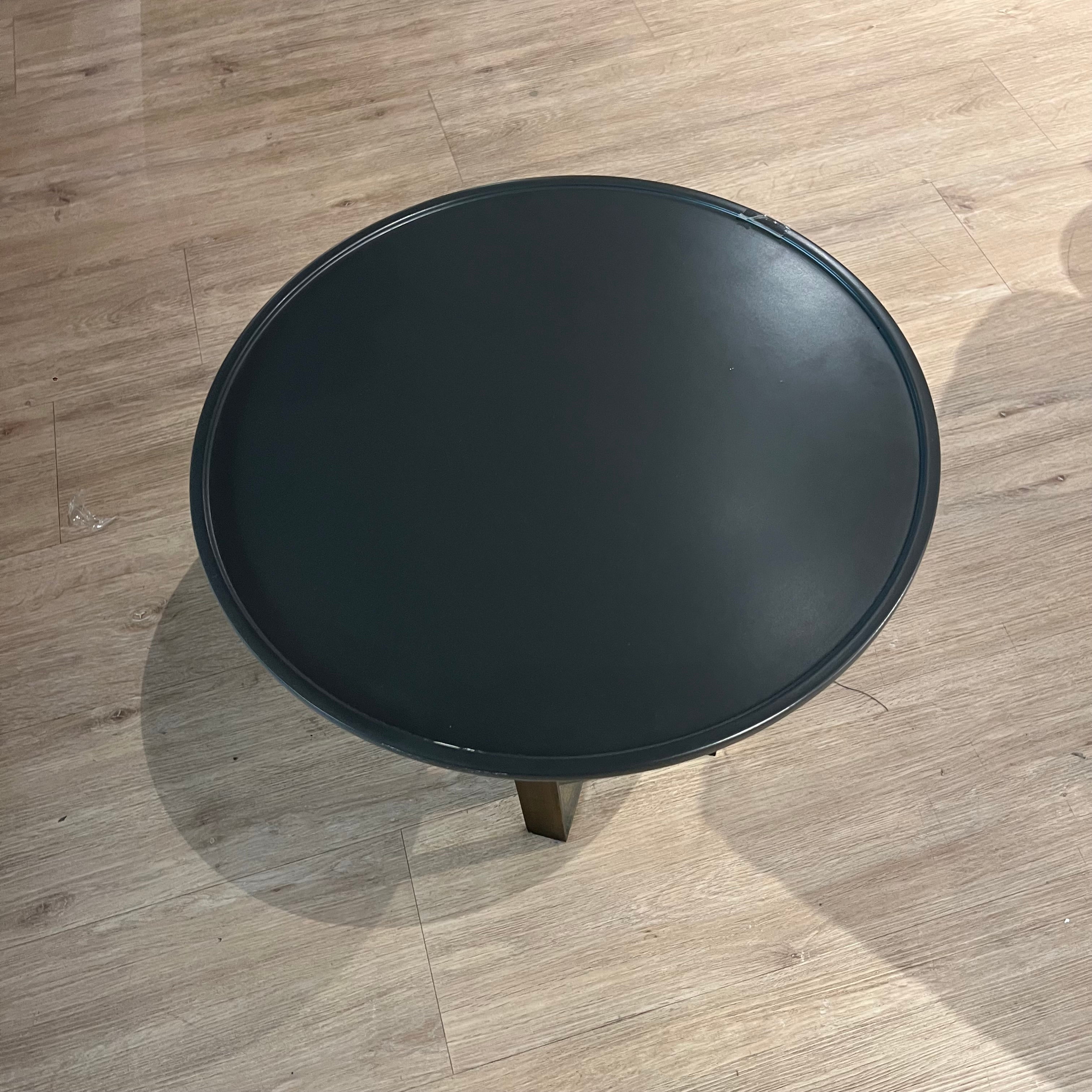 Round Pietra Kristal side table by KRISTAL MOBILYA with a clear glass top and metallic base, displayed as a showcase item.