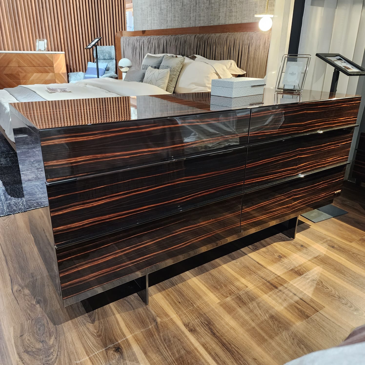 Display of the Prada Elegant Bedroom Set by NILLS Furniture Design, showcasing a stylish and modern bedroom furniture arrangement.