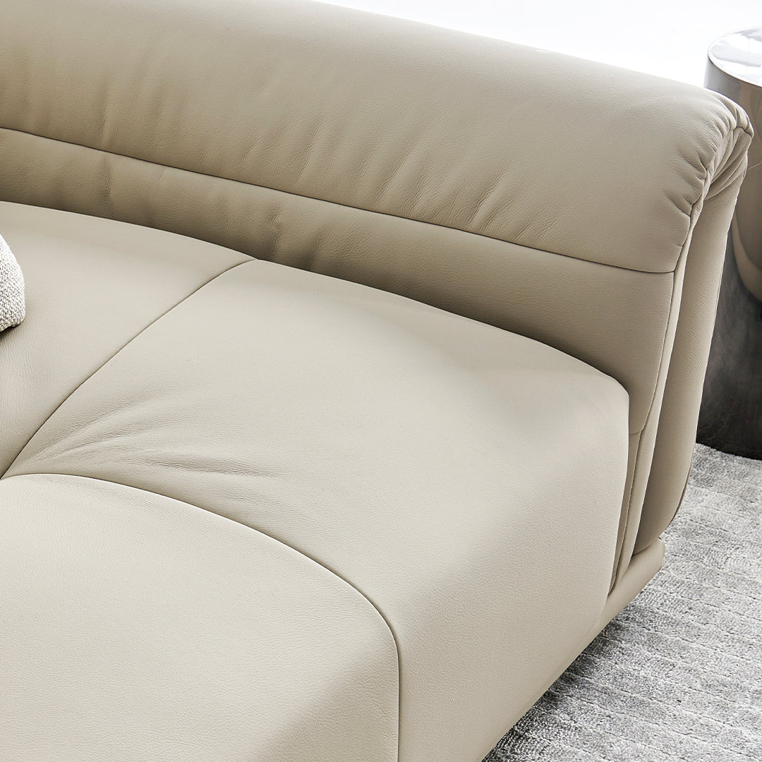 Display of the Quadro single seater modular sofa with left armrest by BEACON, showcasing its modern design and upholstery.