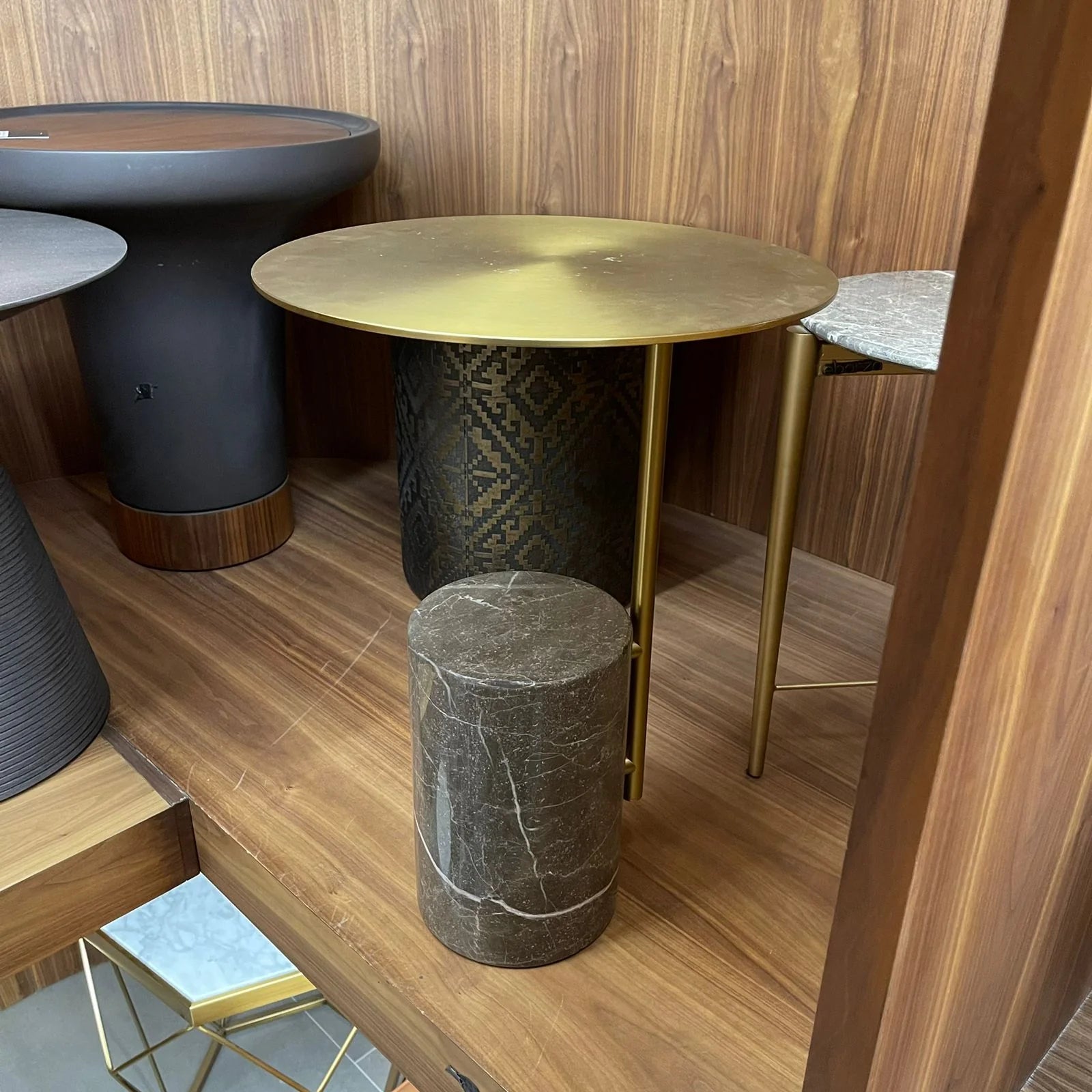 Display image of the BEACON Tango Side Table in brown with a modern design, showcasing its sleek tabletop and sturdy legs.