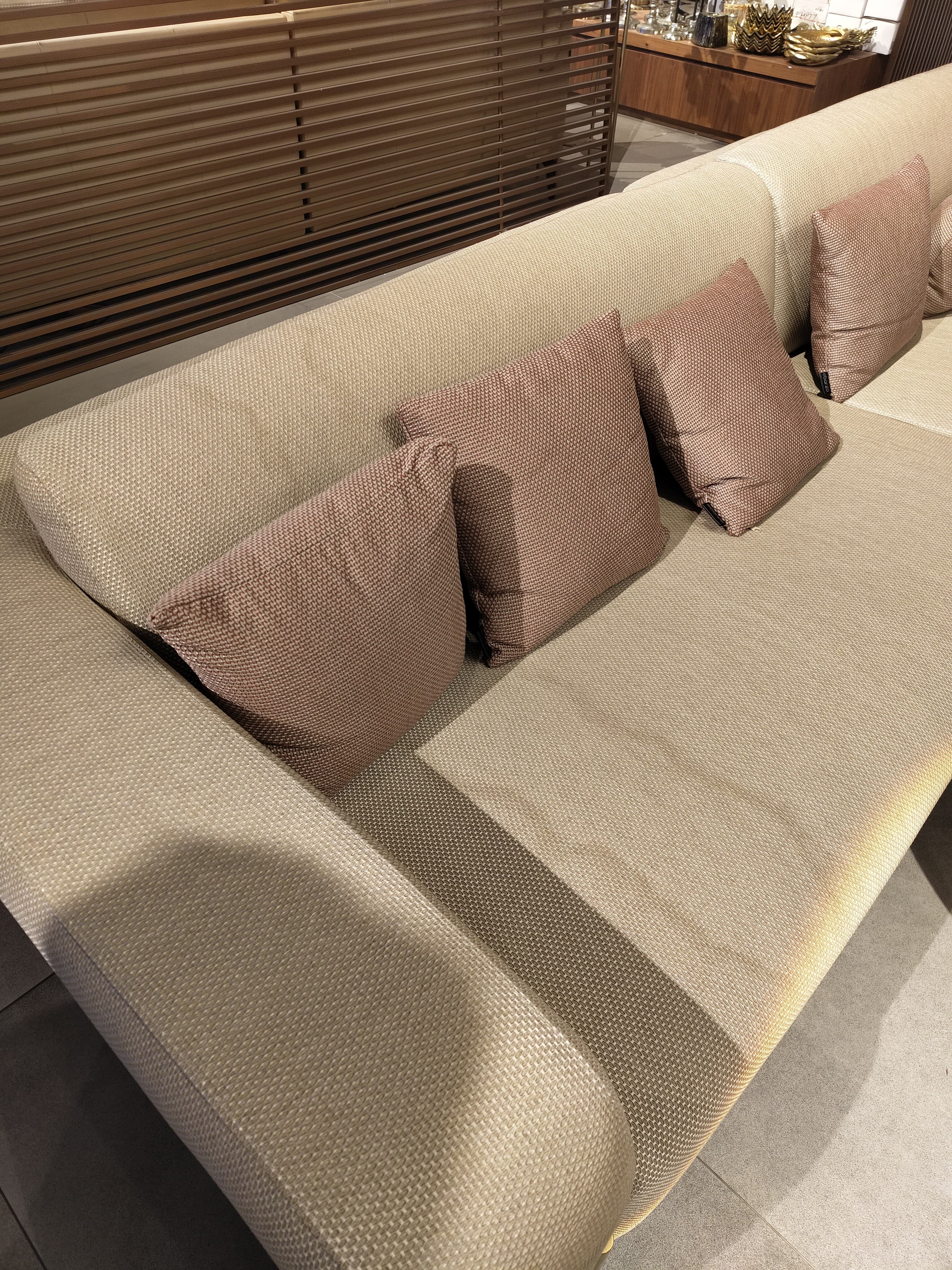 Display Item - Vega 4 Seater Sofa 300cm KOLVEGD01YAS -  DISPLAY ITEM - ebarza Furniture UAE | Shop Modern Furniture in Abu Dhabi & Dubai - مفروشات ايبازرا في الامارات | تسوق اثاث عصري وديكورات مميزة في دبي وابوظبي