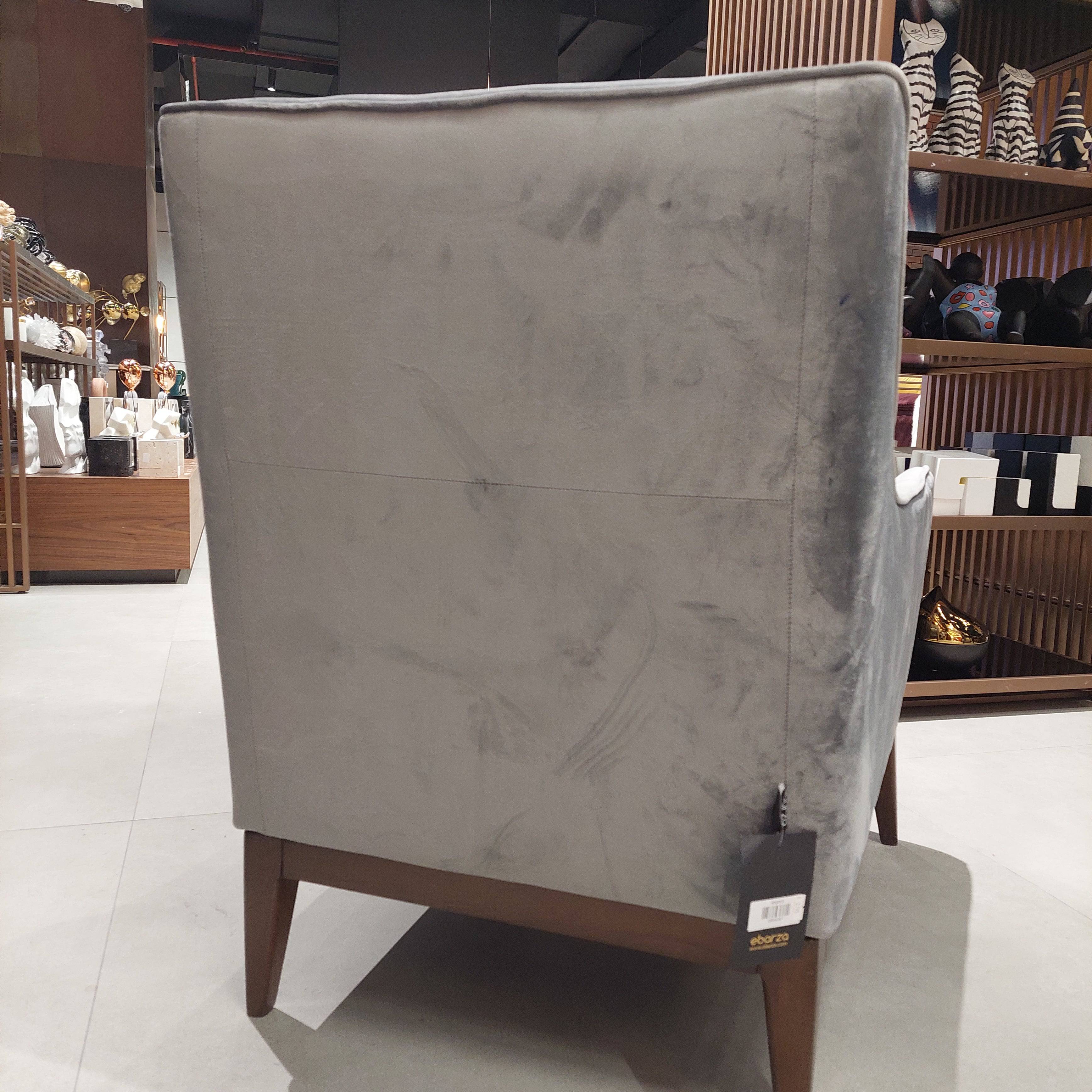 Display-Item Vision Lounge Chair Visiong001 -  USED ITEM | قطعة من المعرض- كرسي صالة فيجن - ebarza Furniture UAE | Shop Modern Furniture in Abu Dhabi & Dubai - مفروشات ايبازرا في الامارات | تسوق اثاث عصري وديكورات مميزة في دبي وابوظبي