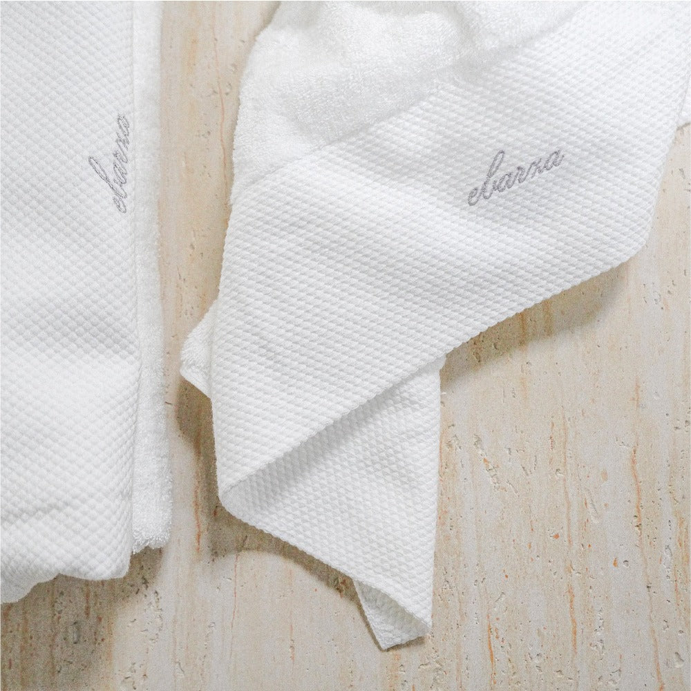 Ebarza Kerchief A-8 bathroom accessories by BEACON, modern design, shown in a stylish bathroom setting.