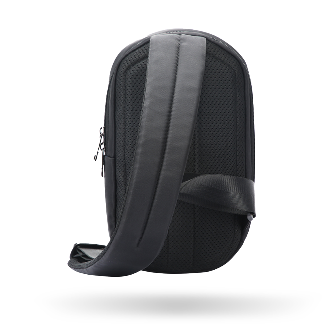 BEACON Ebarza traveling bag with multiple compartments, durable fabric, and adjustable straps for comfortable travel.