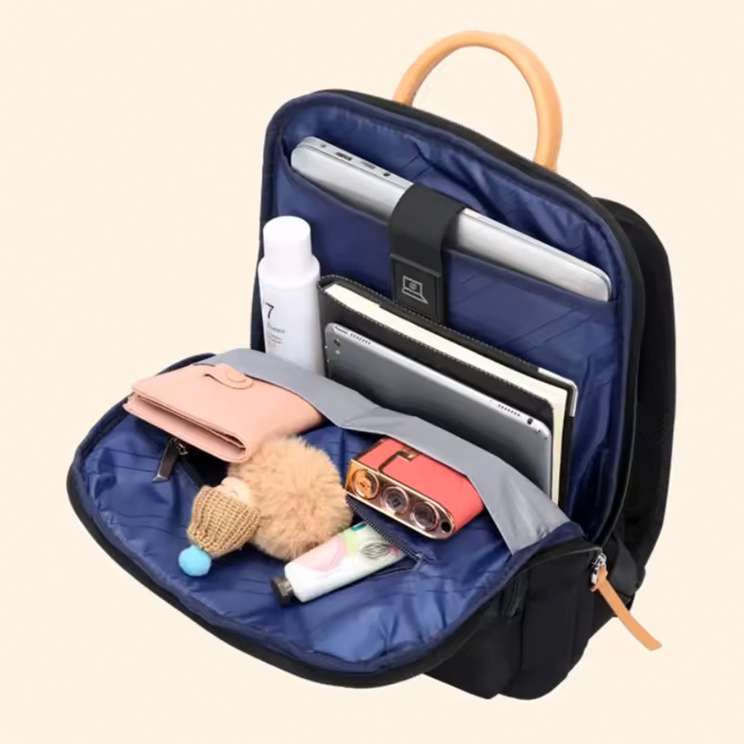 Ebarza travelling bag by BEACON, durable bag with handles and zipper closure, ideal for travel and storage.