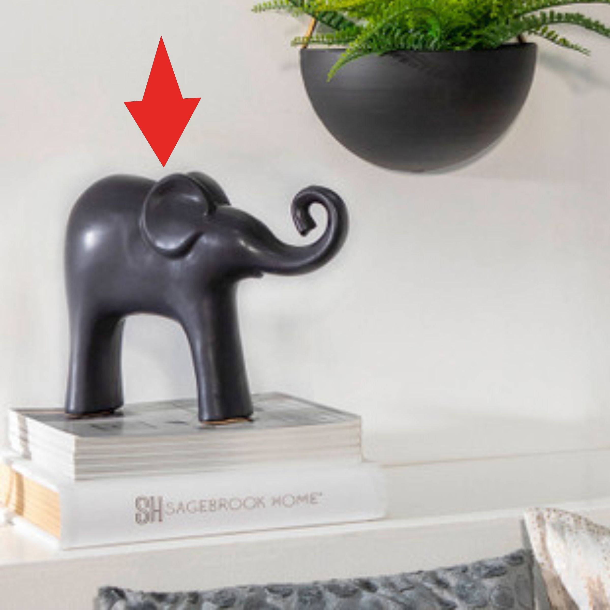 Elephant Ceramic Décor Matte Black 14354-09 -  Home Decor Figurines | ديكور الفيل سيراميك أسود غير لامع - ebarza Furniture UAE | Shop Modern Furniture in Abu Dhabi & Dubai - مفروشات ايبازرا في الامارات | تسوق اثاث عصري وديكورات مميزة في دبي وابوظبي