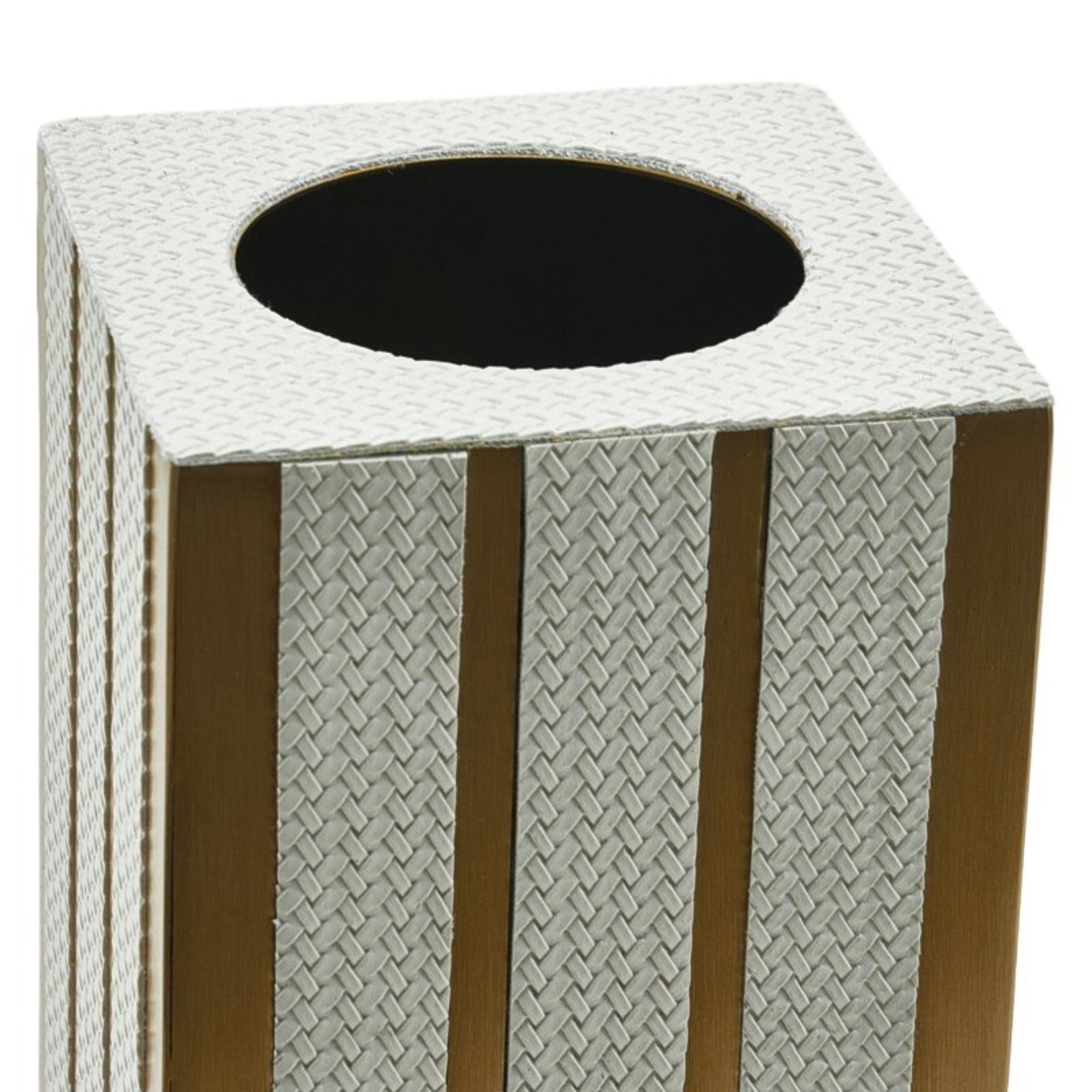 Elegant ceramic flower vase from BEACON’s FLOWER VASE-S DD201031AS collection, with a sleek, modern design.