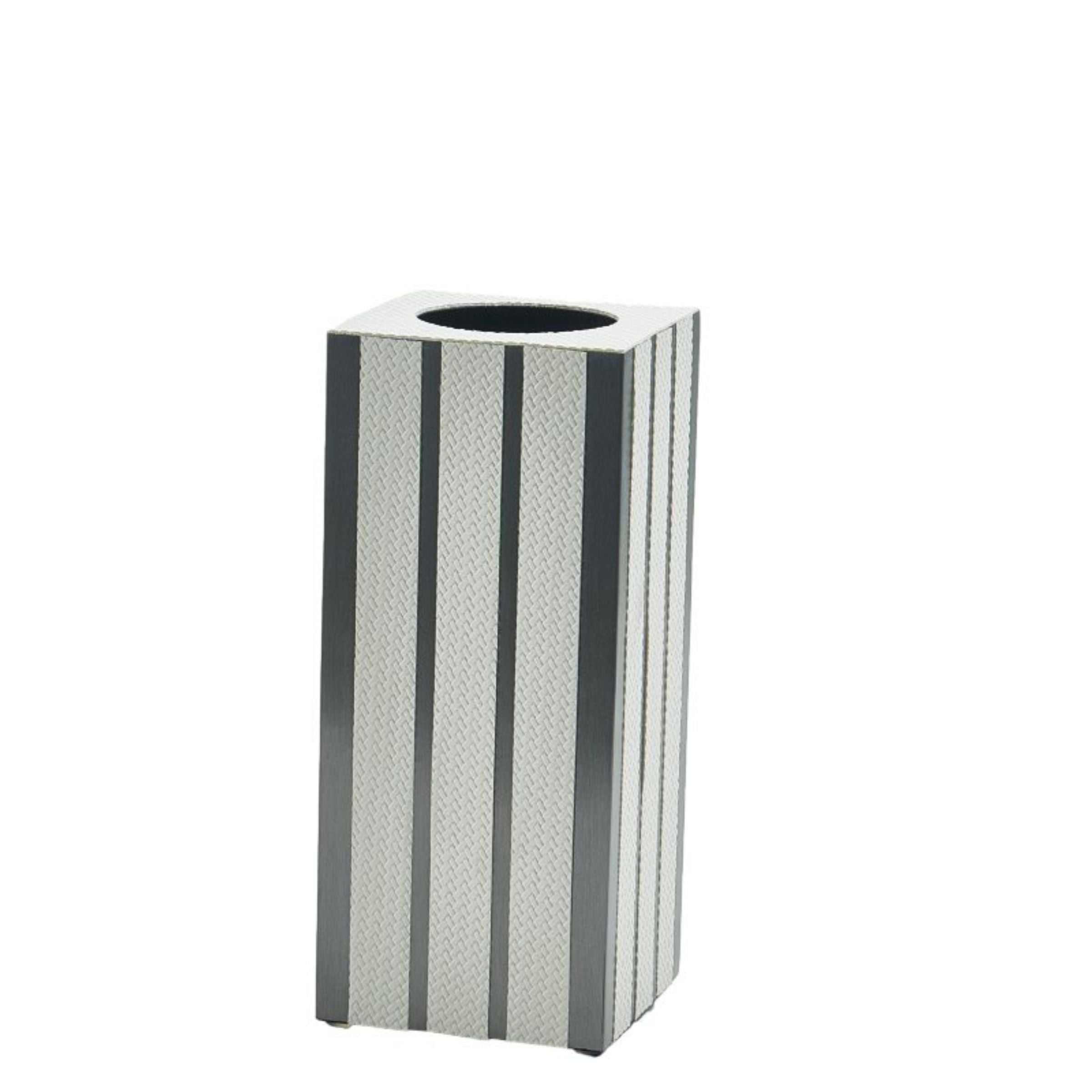 FLOWER VASE-S DD201031S -  Vases - ebarza Furniture UAE | Shop Modern Furniture in Abu Dhabi & Dubai - مفروشات ايبازرا في الامارات | تسوق اثاث عصري وديكورات مميزة في دبي وابوظبي