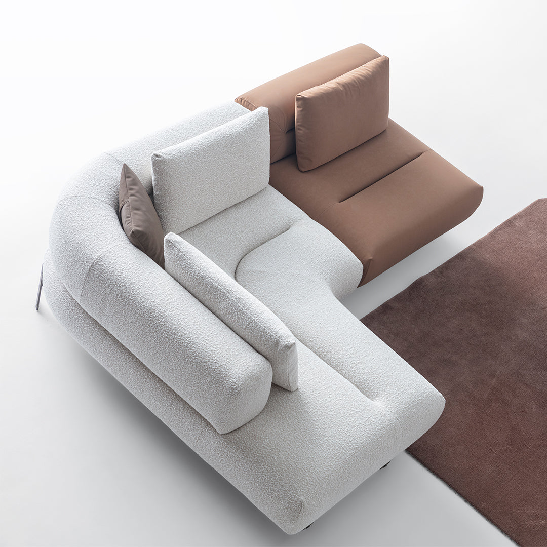 HOMAGE KOLTUK Freda 2-seater corner sofa with left arm, modular design, in a modern living room setting.