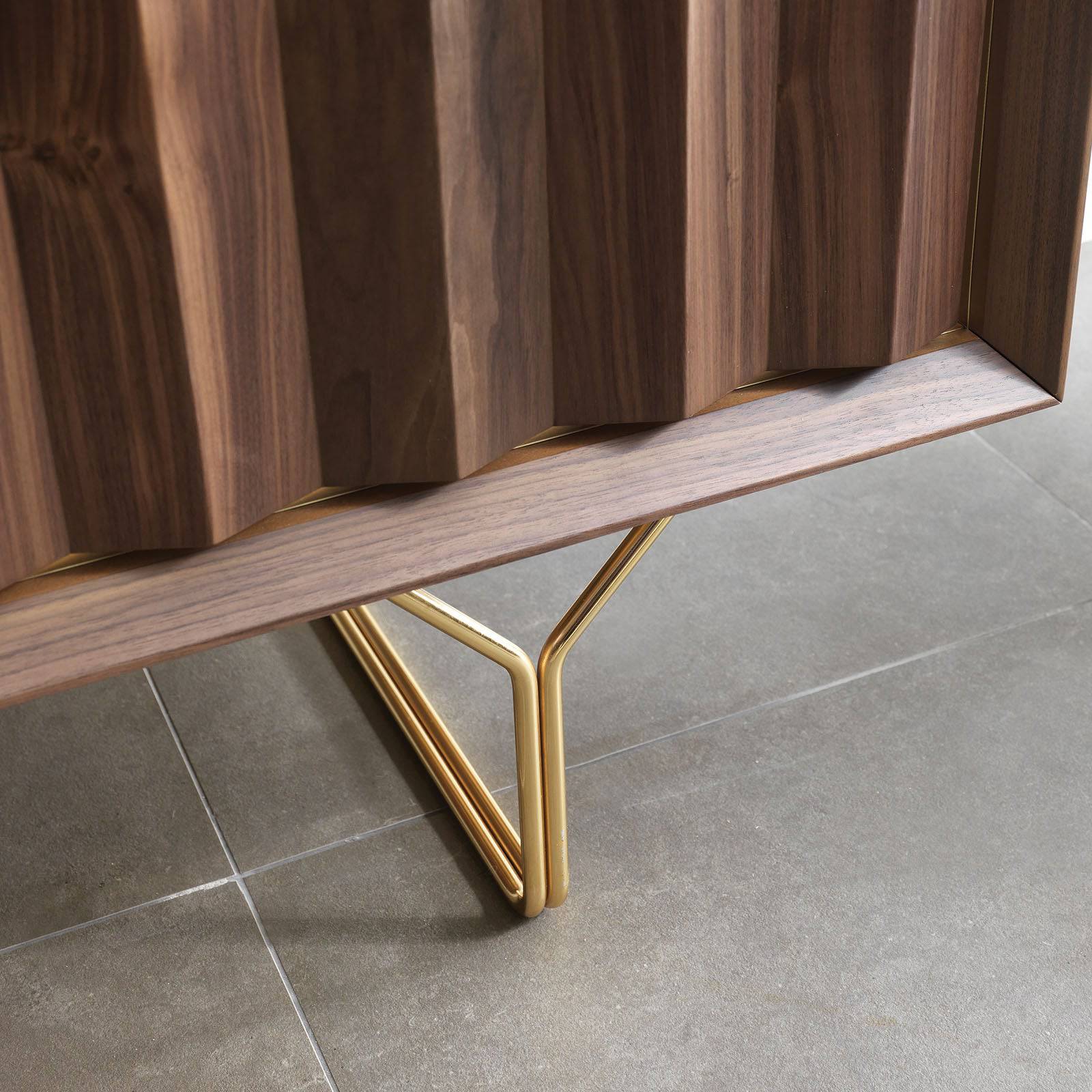 YOL LIVING Ginda dresser with mirror, modern wood dresser with attached mirror for bedroom storage and style.