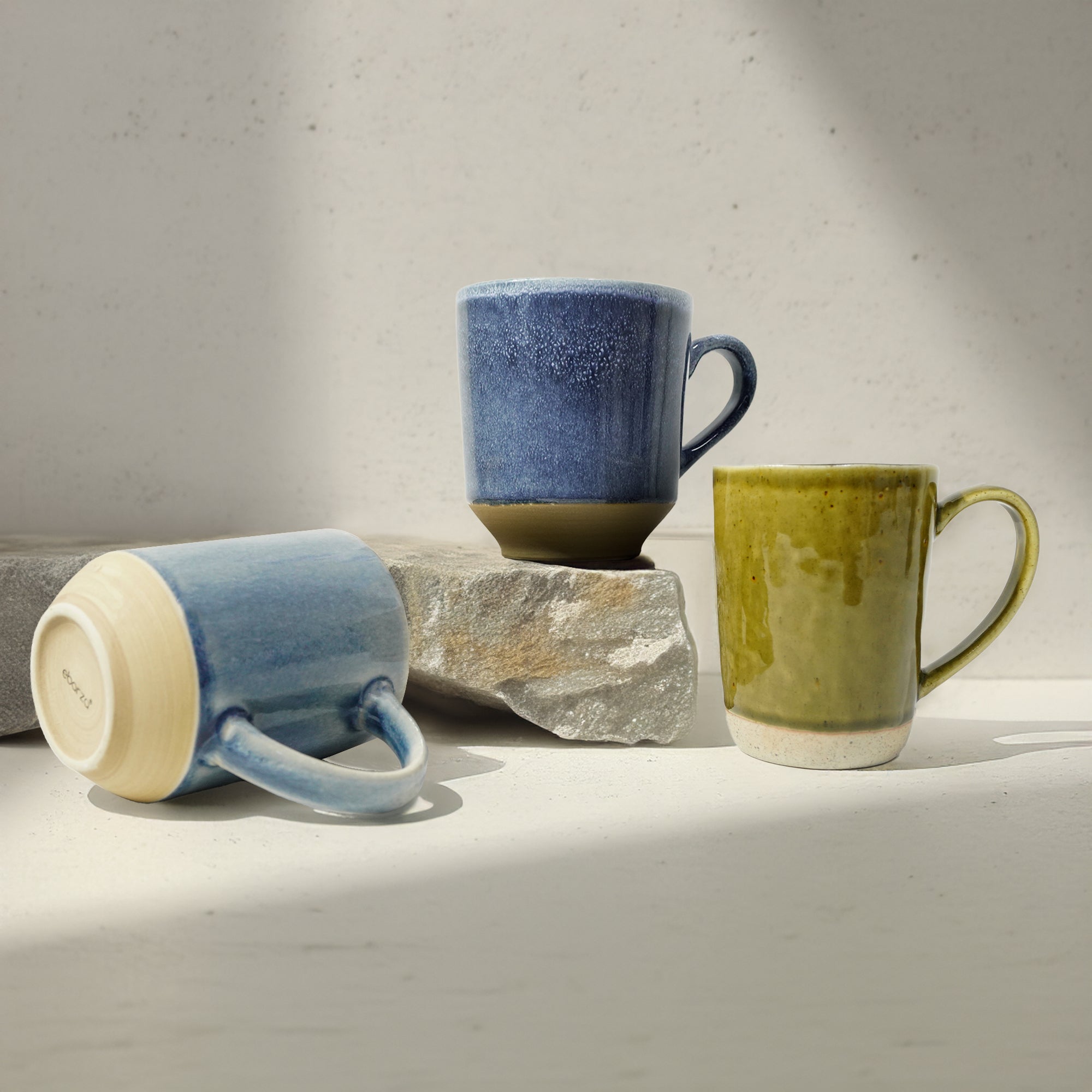 Green Beacon Greeny Mug HZ1299 with a vibrant green ceramic finish, ideal for coffee or tea.