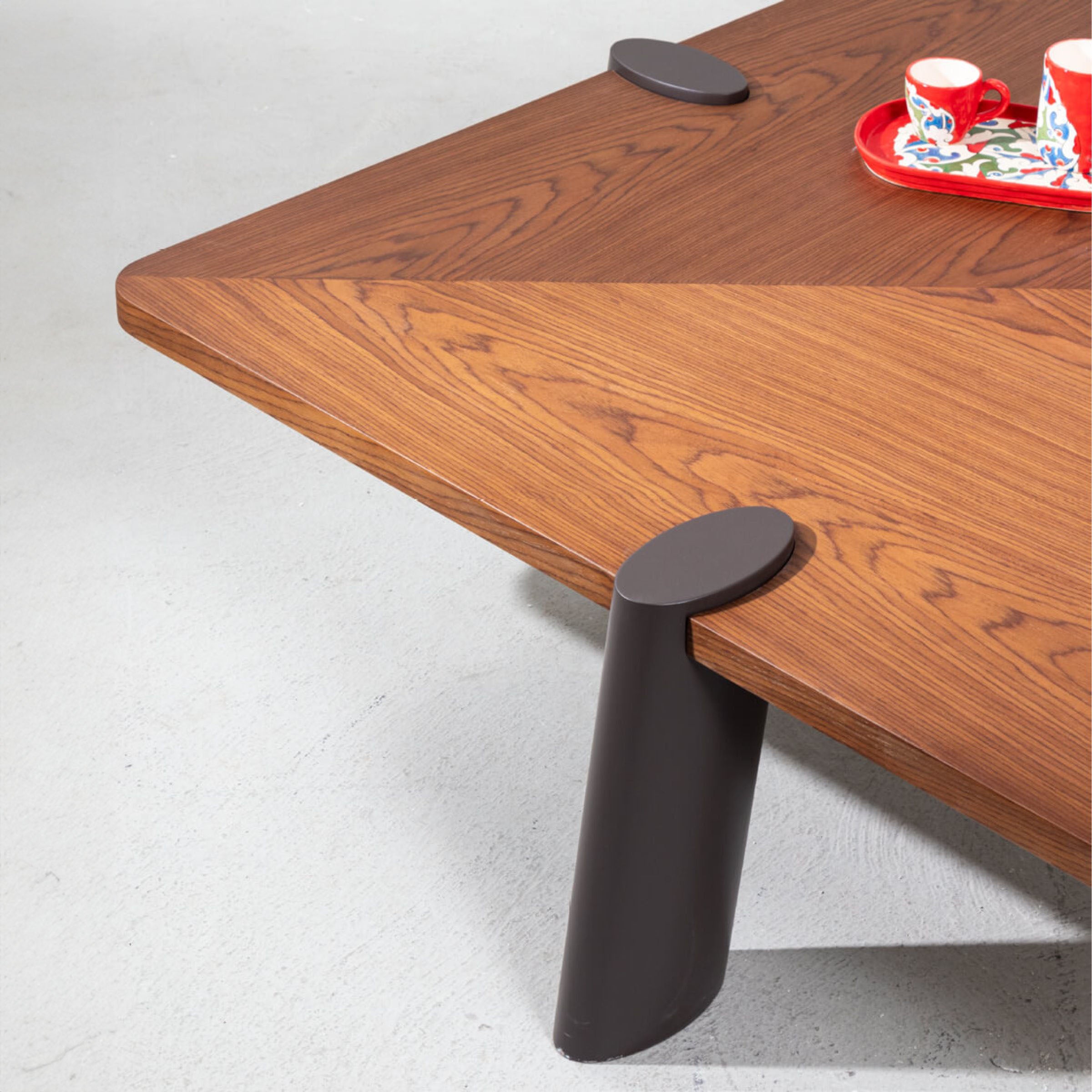 Guzzi Coffee Table GU-CT001 -  Coffee tables - ebarza Furniture UAE | Shop Modern Furniture in Abu Dhabi & Dubai - مفروشات ايبازرا في الامارات | تسوق اثاث عصري وديكورات مميزة في دبي وابوظبي