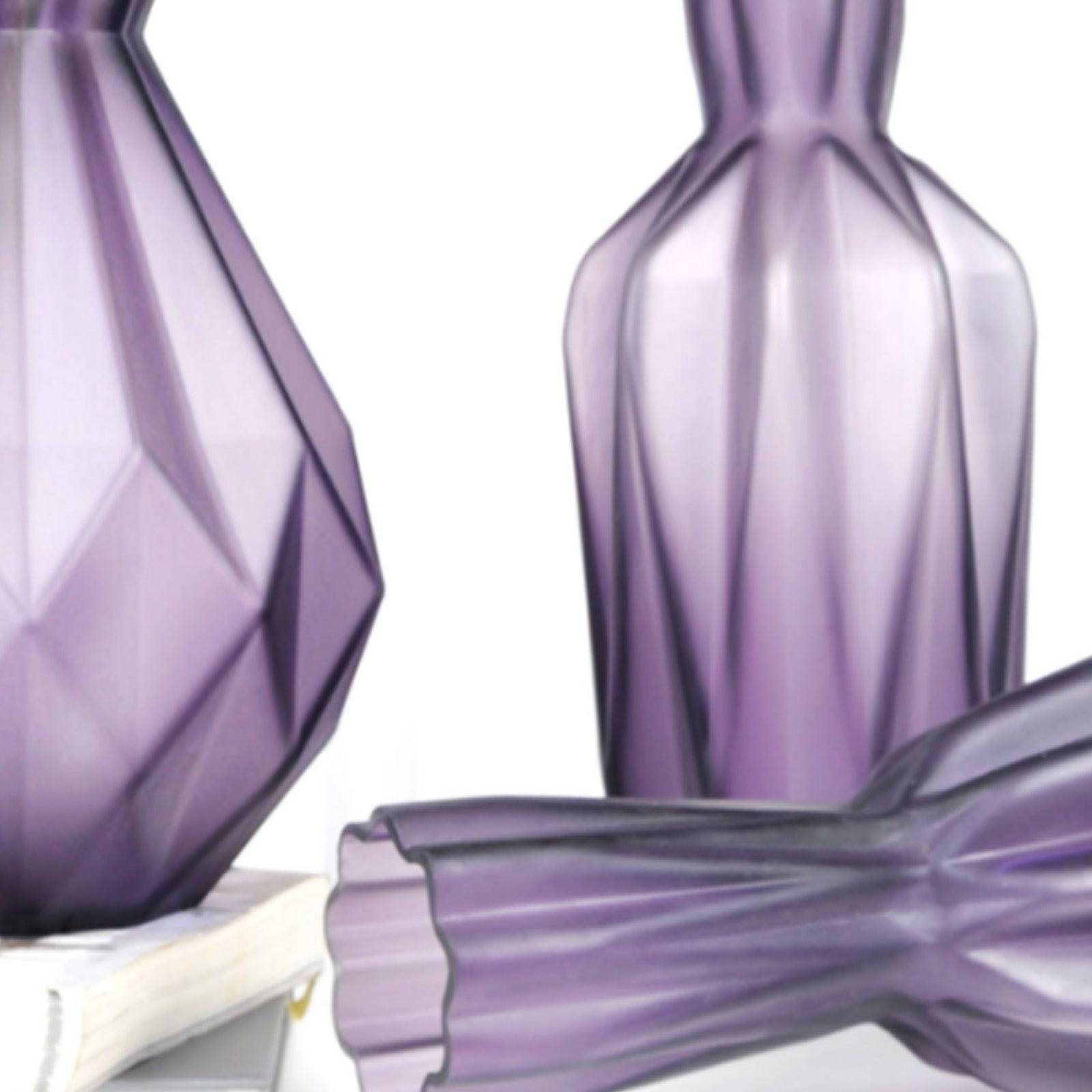 Handmade Balloton Glass Vase  14435-400 -  Vases | مزهرية زجاجية مصنوعة يدوياً - ebarza Furniture UAE | Shop Modern Furniture in Abu Dhabi & Dubai - مفروشات ايبازرا في الامارات | تسوق اثاث عصري وديكورات مميزة في دبي وابوظبي