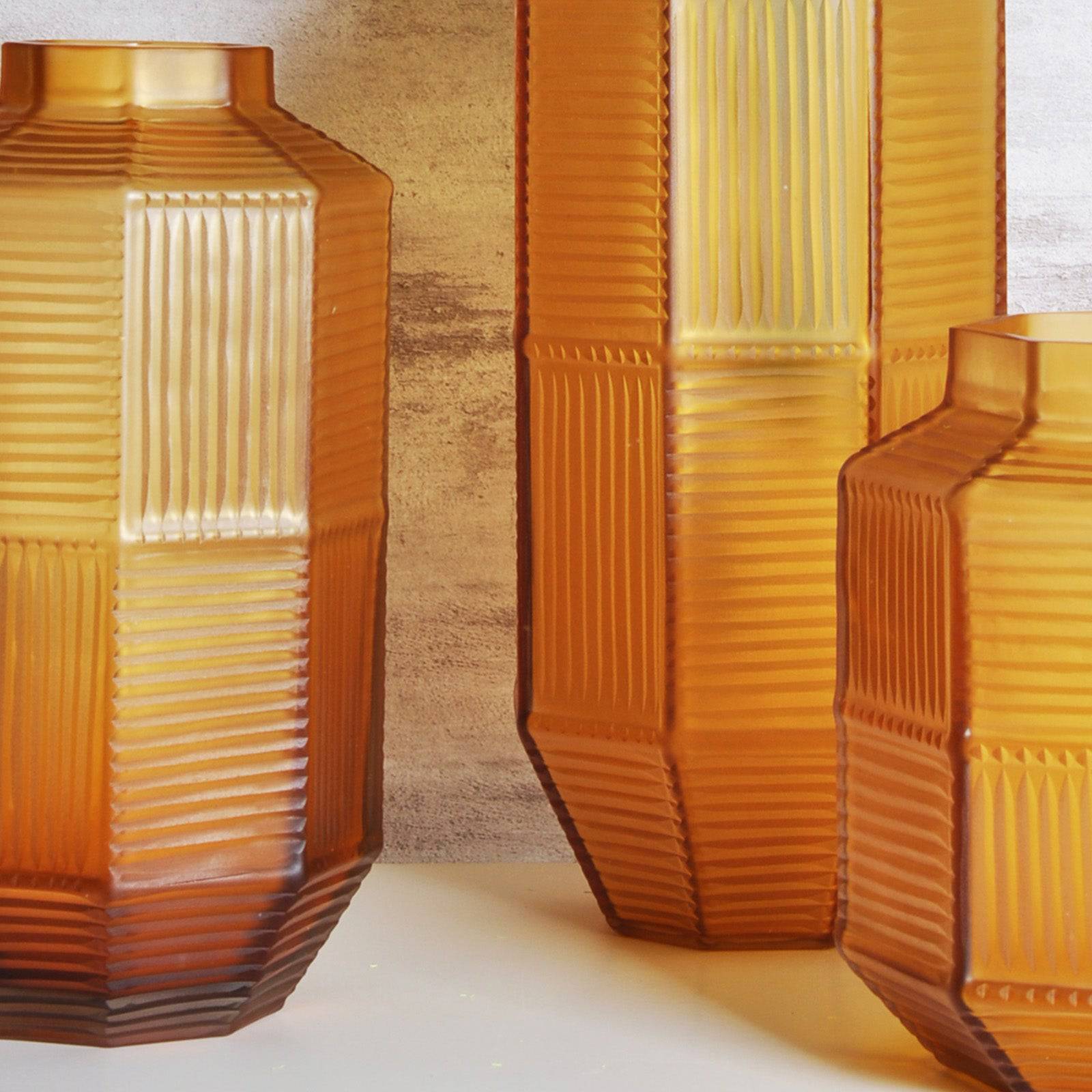 Handmade Balloton Glass  Vase 15185-290 -  Vases | مزهرية زجاجية مصنوعة يدوياً - ebarza Furniture UAE | Shop Modern Furniture in Abu Dhabi & Dubai - مفروشات ايبازرا في الامارات | تسوق اثاث عصري وديكورات مميزة في دبي وابوظبي