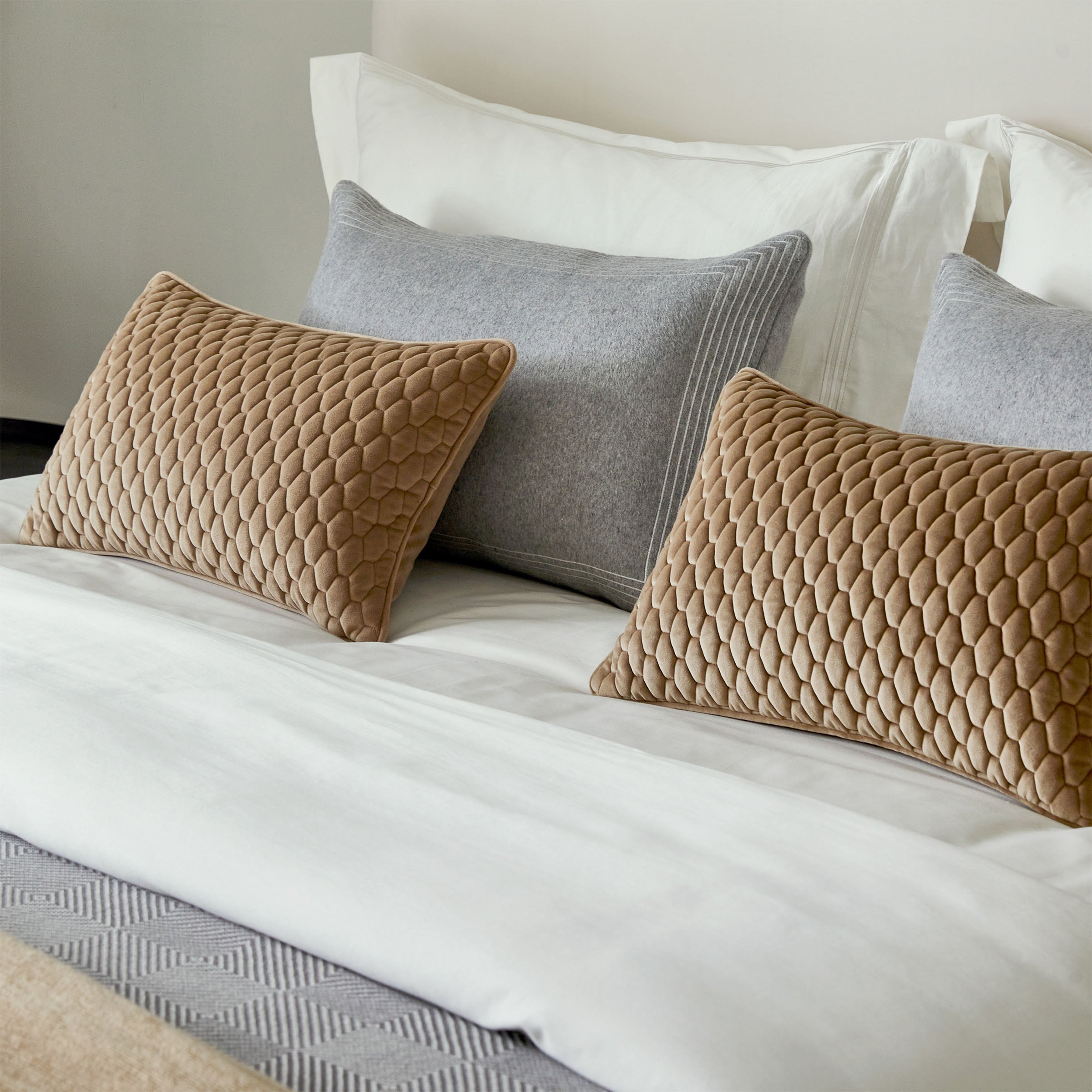 Hardy full bedding set by BEACON featuring a stylish design, includes comforter, sheets, and pillowcases for a complete bedroom look.