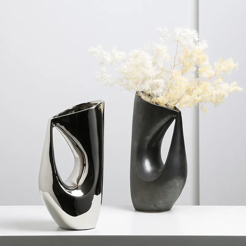 Harm Sliver Vase FA-D22131B -  Vases - ebarza Furniture UAE | Shop Modern Furniture in Abu Dhabi & Dubai - مفروشات ايبازرا في الامارات | تسوق اثاث عصري وديكورات مميزة في دبي وابوظبي