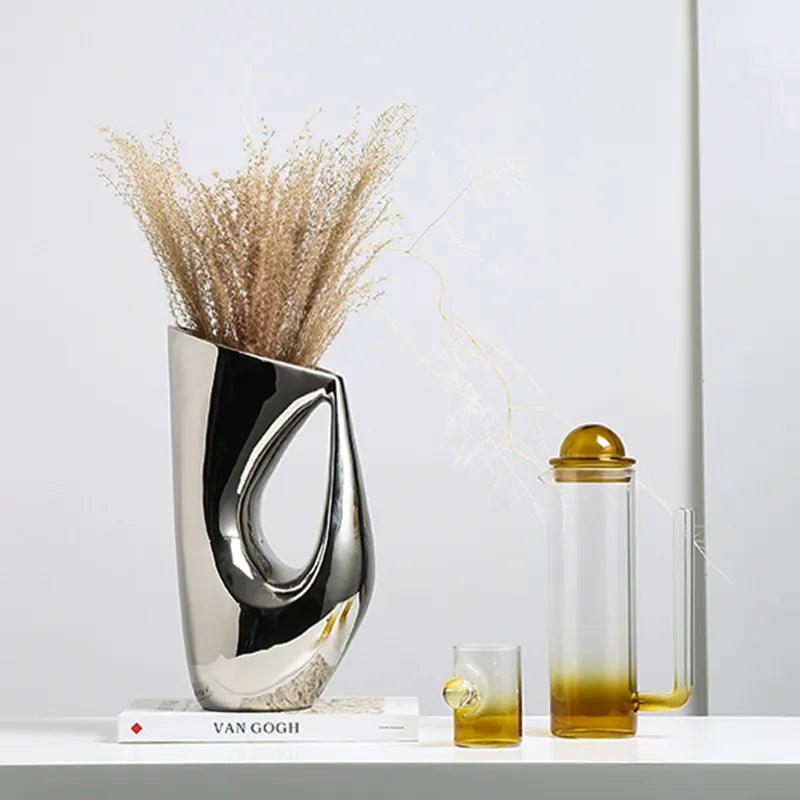 Harm Sliver Vase FA-D22131B -  Vases - ebarza Furniture UAE | Shop Modern Furniture in Abu Dhabi & Dubai - مفروشات ايبازرا في الامارات | تسوق اثاث عصري وديكورات مميزة في دبي وابوظبي