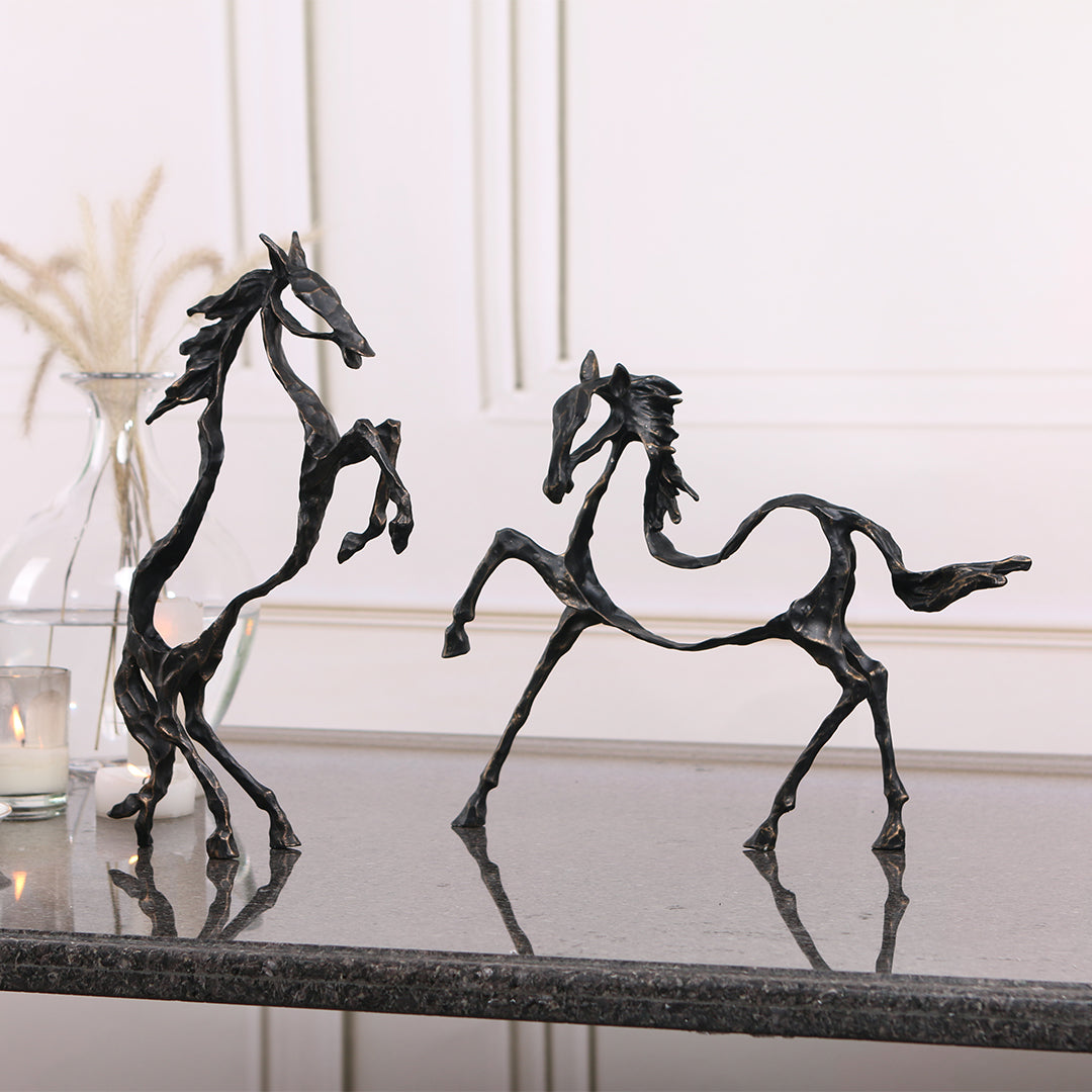 Hollow Horse KA3095 home decor figurine by BEACON, crafted with a hollow design, suitable for stylish interior decoration.