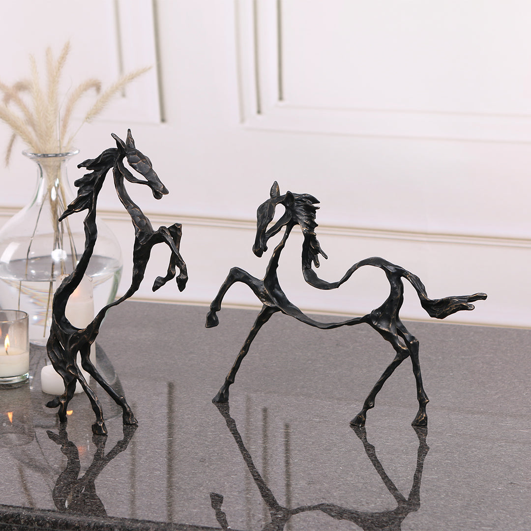 Hollow Horse KA3095 home decor figurine by BEACON, detailed horse sculpture for stylish interior decoration.