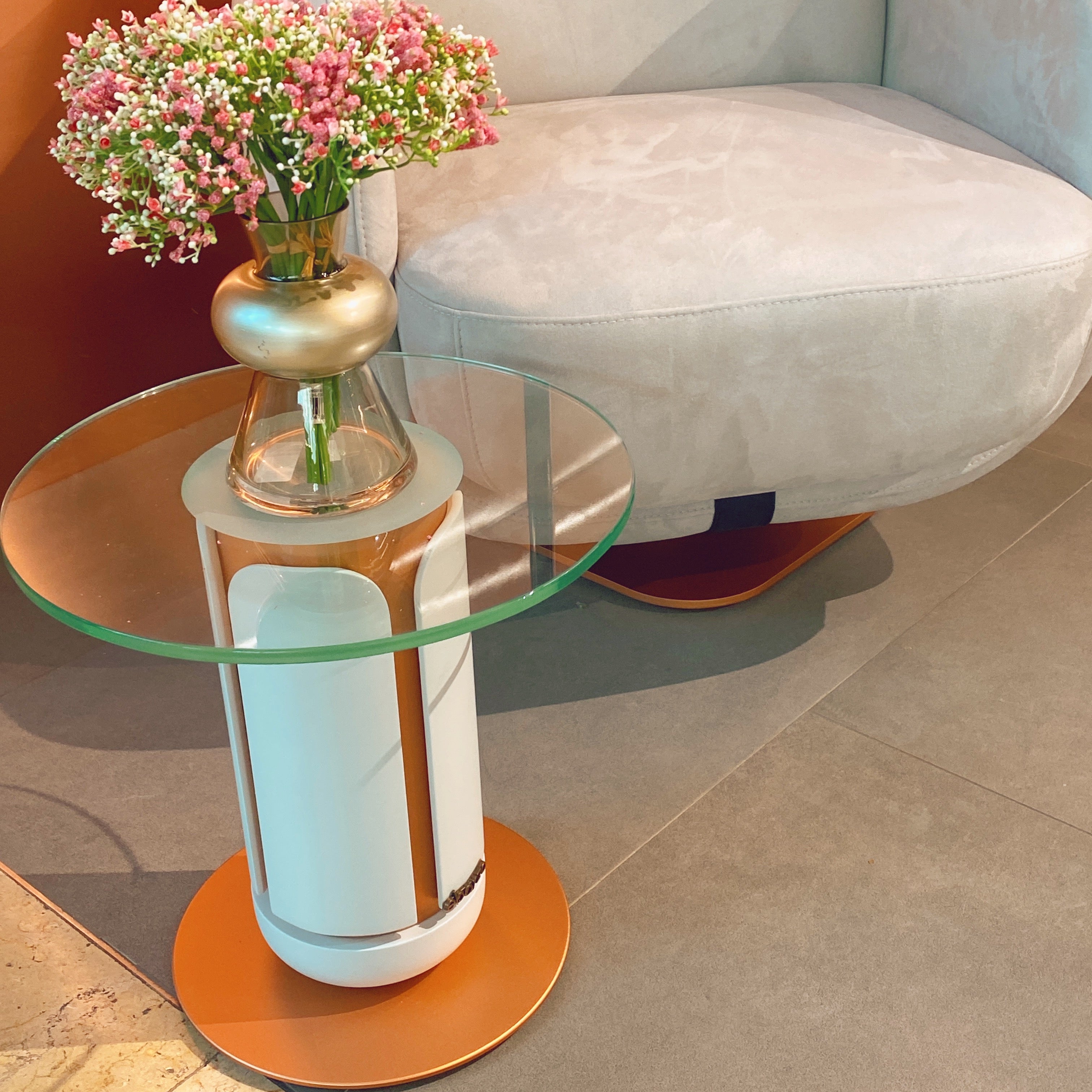 Tulip Side Table SHYTLP002 -  Side Tables | طاولة جانبية توليب - ebarza Furniture UAE | Shop Modern Furniture in Abu Dhabi & Dubai - مفروشات ايبازرا في الامارات | تسوق اثاث عصري وديكورات مميزة في دبي وابوظبي