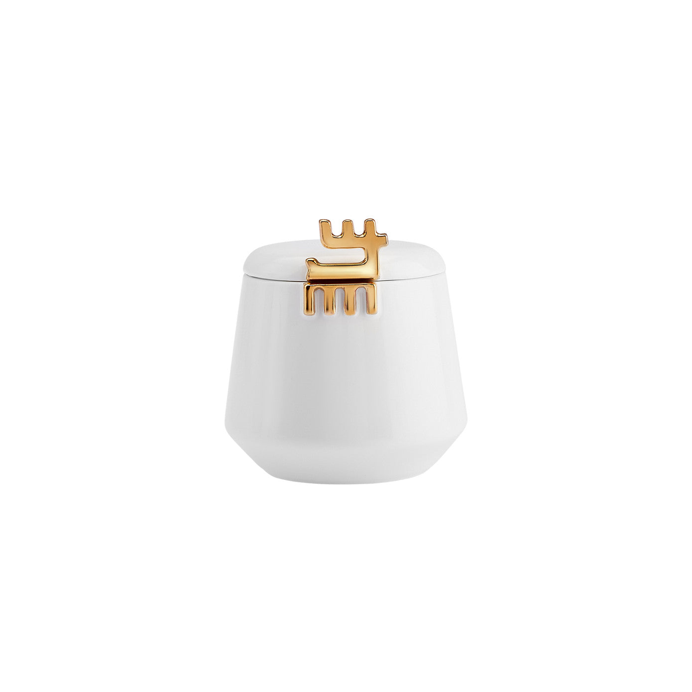 Karaca 50th Year Signature Collection white ceramic mug with lid, 350 ml capacity, featuring a sleek design and smooth finish.