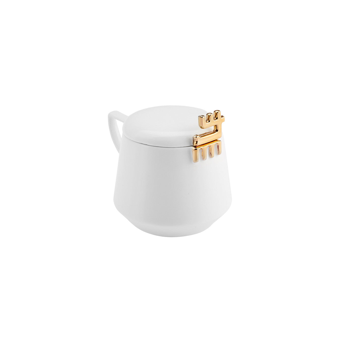 Karaca 50th Year Signature Collection white ceramic mug with lid, 350 ml, featuring elegant design and branding.