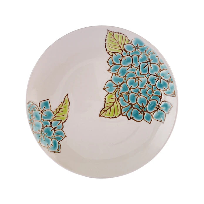 Karaca Giselle New Bone 26-piece dinnerware set for 6 people, includes plates, bowls, and cups in elegant design.