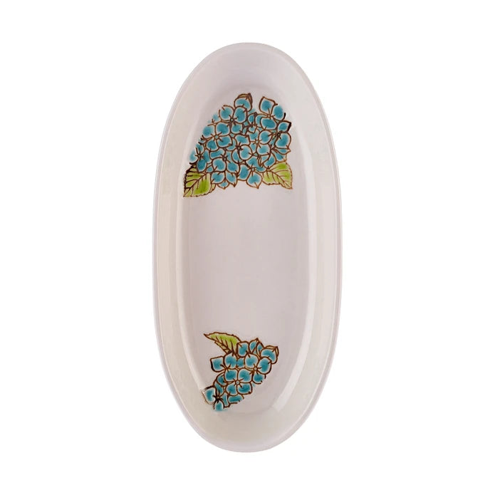 Karaca Giselle New Bone 26-piece dinnerware set for 6 with plates, bowls, and serving pieces, elegant bone china design