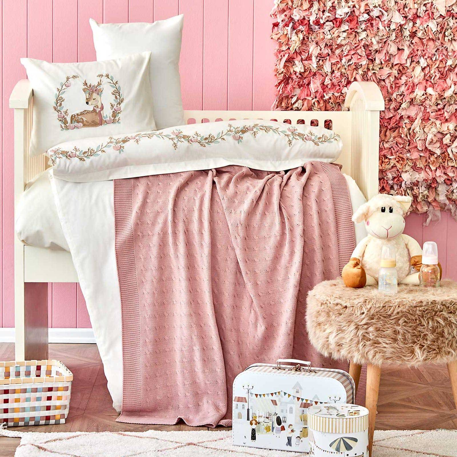 Karaca Home Baby Gazelle Pink Embroidered Private Baby Set 200.16.01.0269 -  Bedding | مجموعة الأطفال الخاصة المطرزة كاراجا - ebarza Furniture UAE | Shop Modern Furniture in Abu Dhabi & Dubai - مفروشات ايبازرا في الامارات | تسوق اثاث عصري وديكورات مميزة في دبي وابوظبي