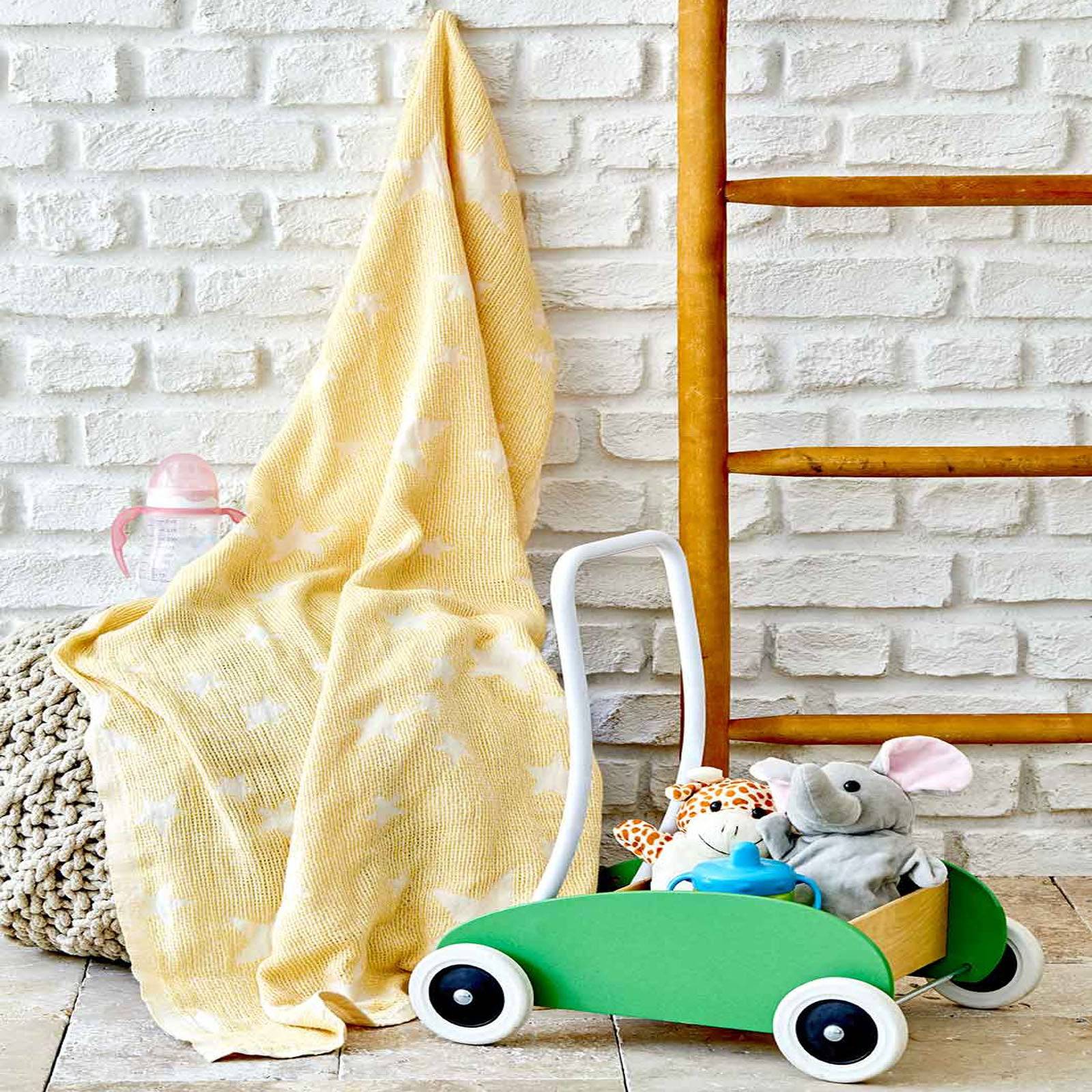 Karaca Home Baby Star Yellow Baby Pique 200.16.01.0409 -  Blankets | طقم حمام للأطفال من كاراجا - ebarza Furniture UAE | Shop Modern Furniture in Abu Dhabi & Dubai - مفروشات ايبازرا في الامارات | تسوق اثاث عصري وديكورات مميزة في دبي وابوظبي