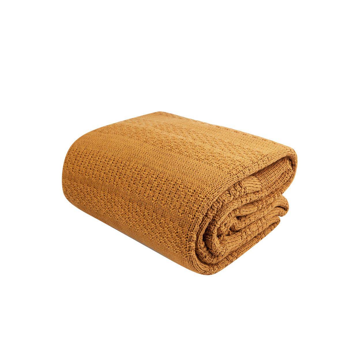 Karaca Home Charm Bold Mustard Double Knitted Blanket 200.17.01.0270 -  Blankets | كاراجا هوم ، بطانية مزدوجة متماسكة جريئة باللون الاصفر الداكن - ebarza Furniture UAE | Shop Modern Furniture in Abu Dhabi & Dubai - مفروشات ايبازرا في الامارات | تسوق اثاث عصري وديكورات مميزة في دبي وابوظبي