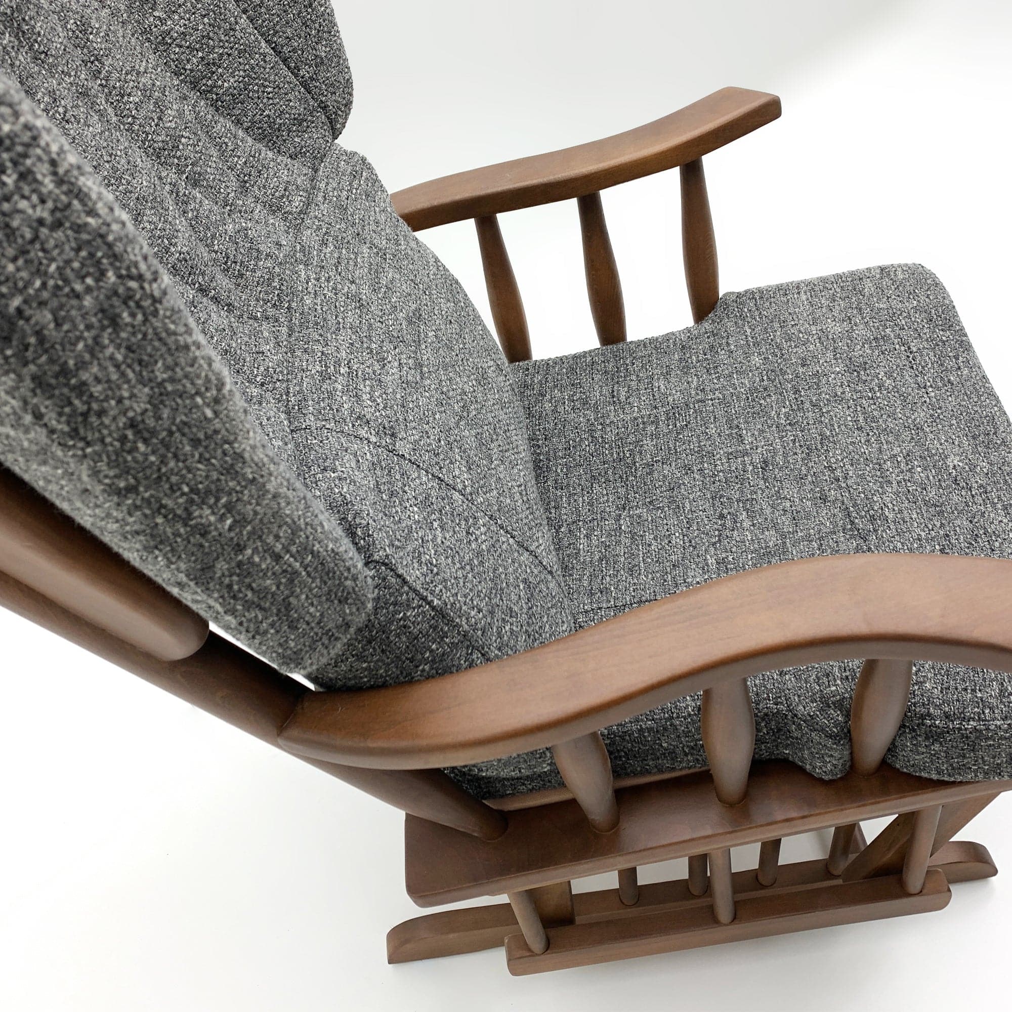 Konfor Rocking Chair And Rocking Pouf Kon-Cosmic48 -  Lounge Chairs | كرسي هزاز ووسادة هزازة كونفور - ebarza Furniture UAE | Shop Modern Furniture in Abu Dhabi & Dubai - مفروشات ايبازرا في الامارات | تسوق اثاث عصري وديكورات مميزة في دبي وابوظبي
