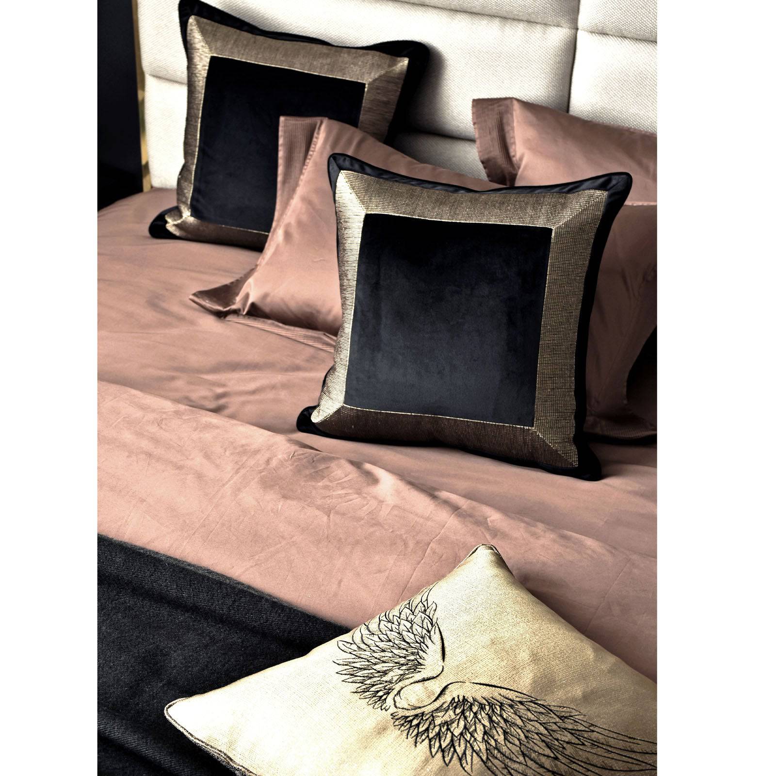 Laval Full Bedding Set Ebb-009 -  Bedding | مجموعة مفروشات لافال الكاملة - ebarza Furniture UAE | Shop Modern Furniture in Abu Dhabi & Dubai - مفروشات ايبازرا في الامارات | تسوق اثاث عصري وديكورات مميزة في دبي وابوظبي