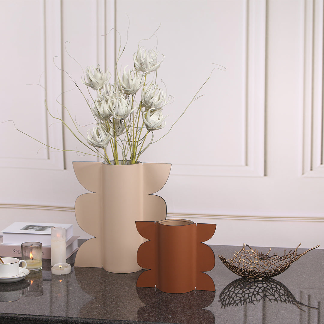 Leather vase by BEACON with a textured surface, designed for dry and fresh flowers, model KB3009CL, decorative vase for home.