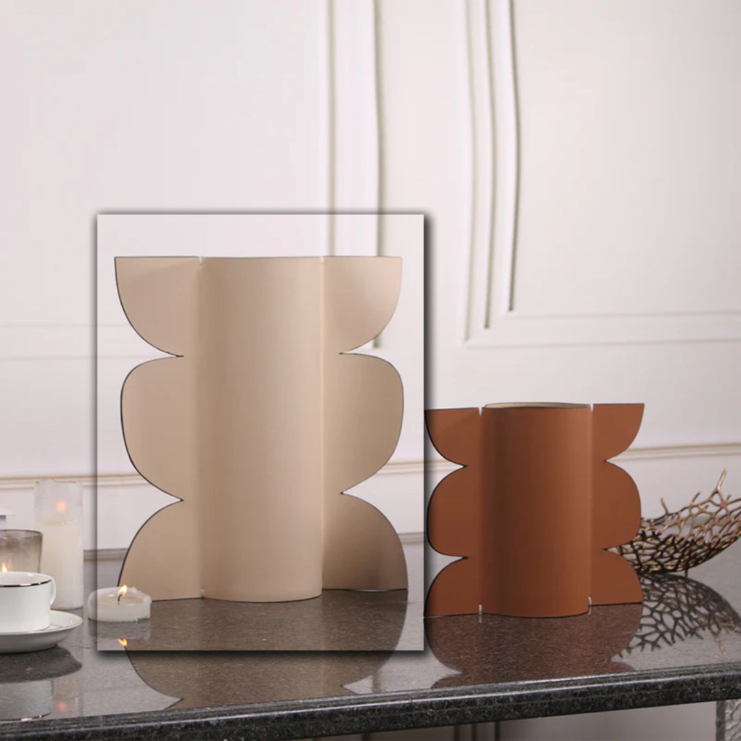 Leather Vase-Dry & Fresh-L by BEACON, a stylish leather vase with a textured surface suitable for dry or fresh floral arrangements.