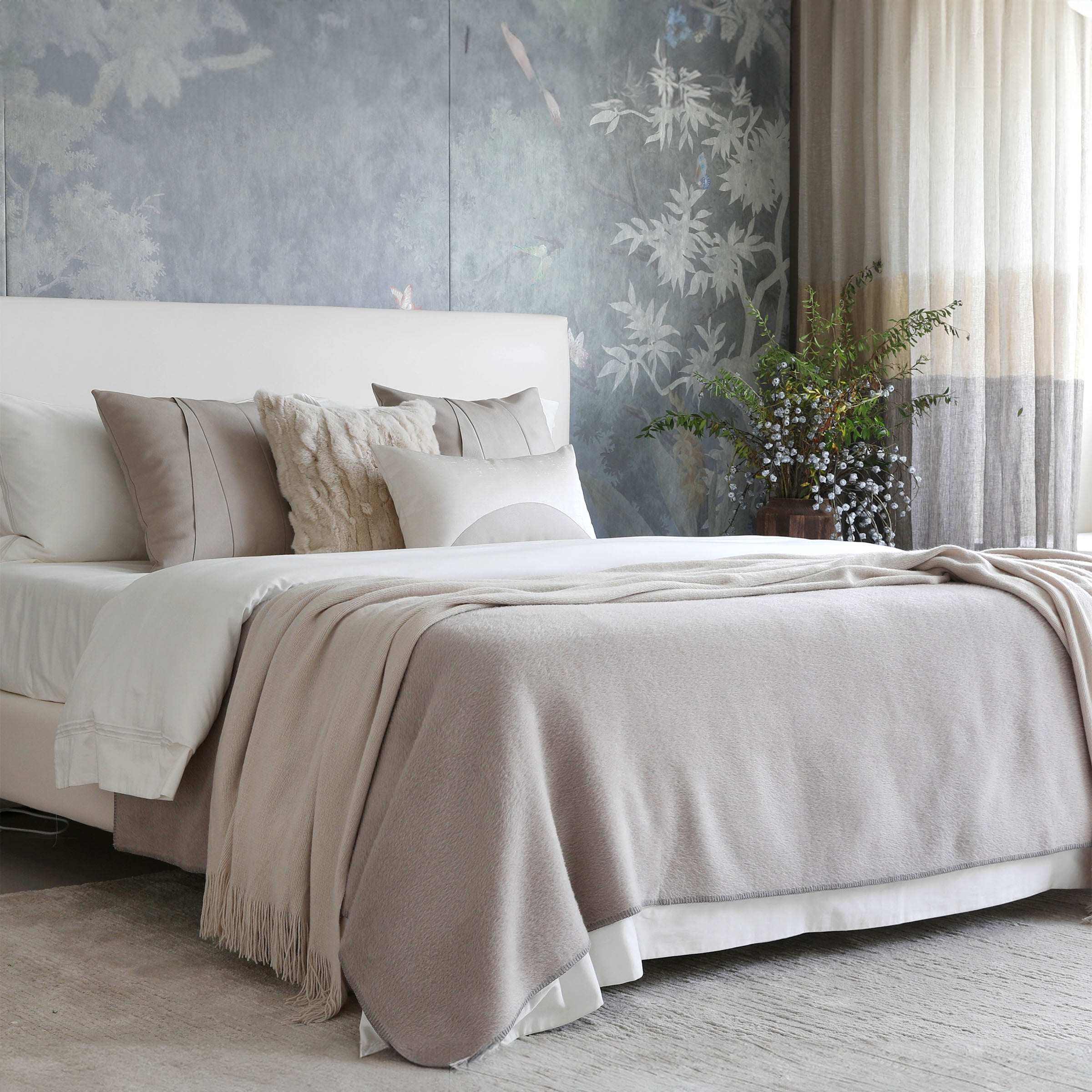 Pre-order 35 Days Delivery Leonardo Full Bedding Set EBB035 -  Bedding - ebarza Furniture UAE | Shop Modern Furniture in Abu Dhabi & Dubai - مفروشات ايبازرا في الامارات | تسوق اثاث عصري وديكورات مميزة في دبي وابوظبي