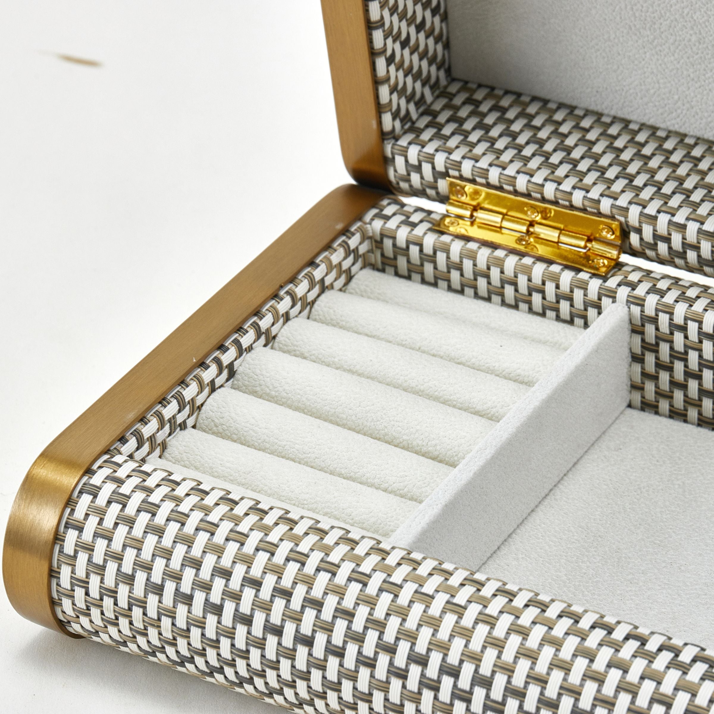 LIGHT BEIGE STORAGE BOX- L DH201215AL -  Decorative Boxes - ebarza Furniture UAE | Shop Modern Furniture in Abu Dhabi & Dubai - مفروشات ايبازرا في الامارات | تسوق اثاث عصري وديكورات مميزة في دبي وابوظبي