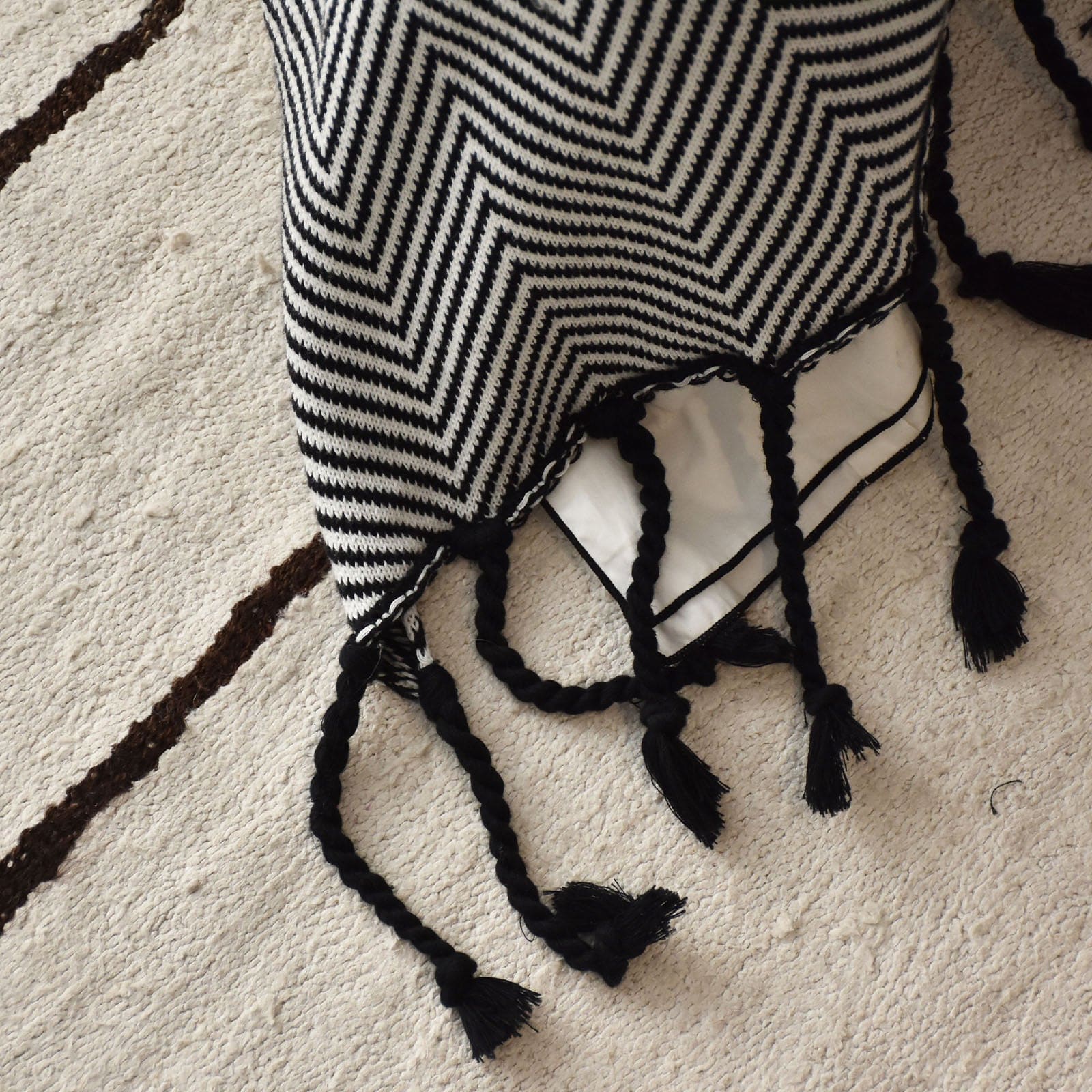 Loos Full Bedding Set Ebb-018 -  Bedding - ebarza Furniture UAE | Shop Modern Furniture in Abu Dhabi & Dubai - مفروشات ايبازرا في الامارات | تسوق اثاث عصري وديكورات مميزة في دبي وابوظبي