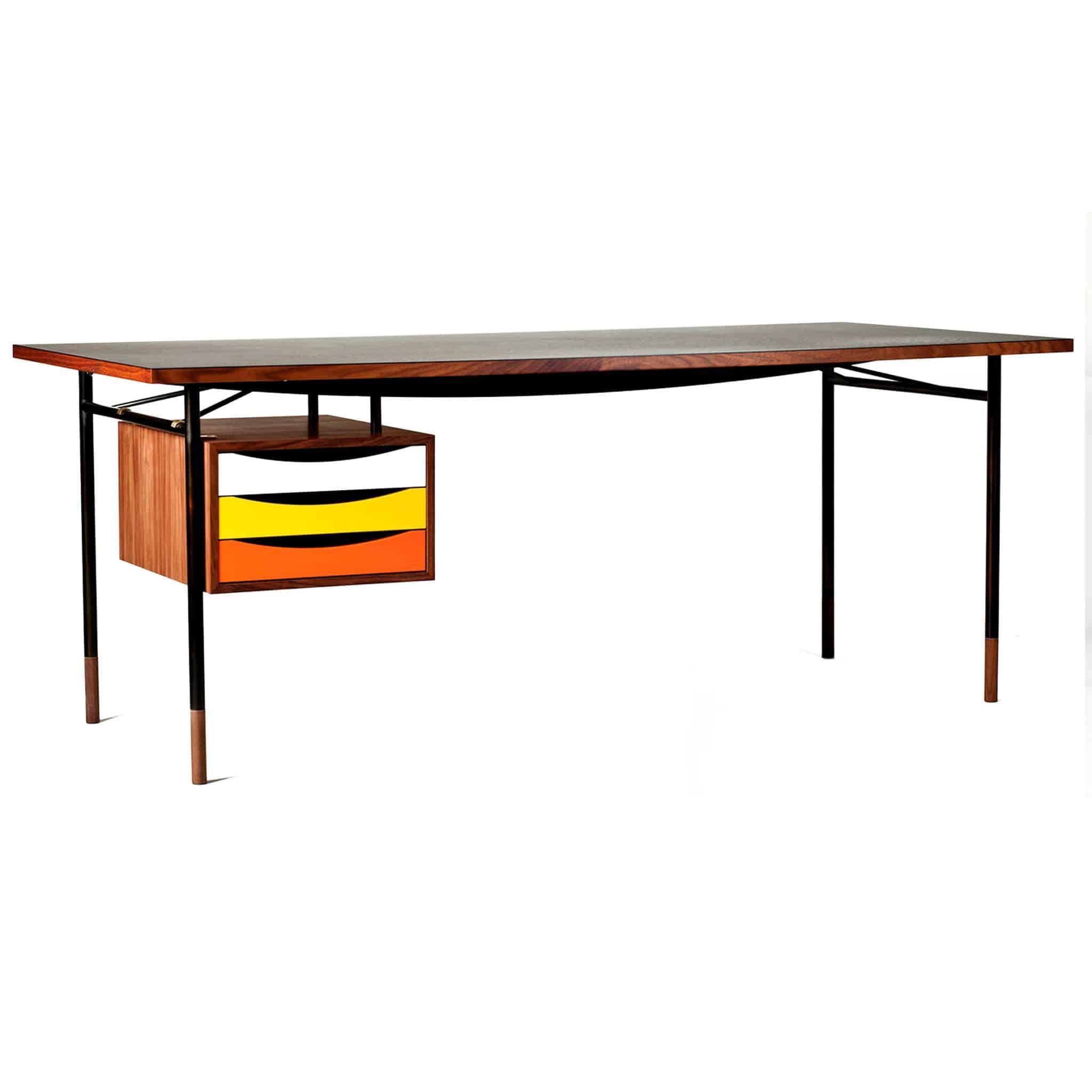 Luna Desk 170 Cm Bsz15143 -  Office Desks | مكتب من لونا 170 سم - ebarza Furniture UAE | Shop Modern Furniture in Abu Dhabi & Dubai - مفروشات ايبازرا في الامارات | تسوق اثاث عصري وديكورات مميزة في دبي وابوظبي