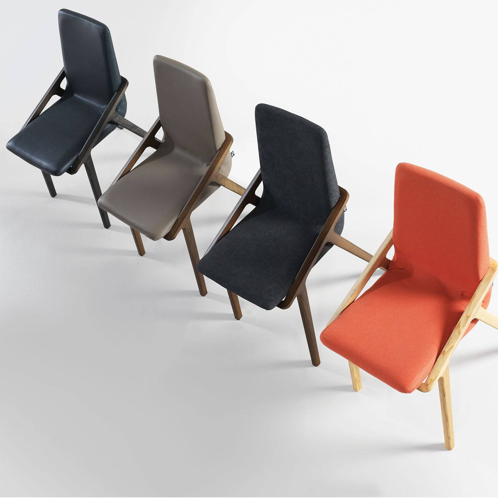 Miranda Solid Ash Wood Chair Miranda-B-0705 -  Chairs | كرسي ميراندا من خشب الرمادي الصلب - ebarza Furniture UAE | Shop Modern Furniture in Abu Dhabi & Dubai - مفروشات ايبازرا في الامارات | تسوق اثاث عصري وديكورات مميزة في دبي وابوظبي