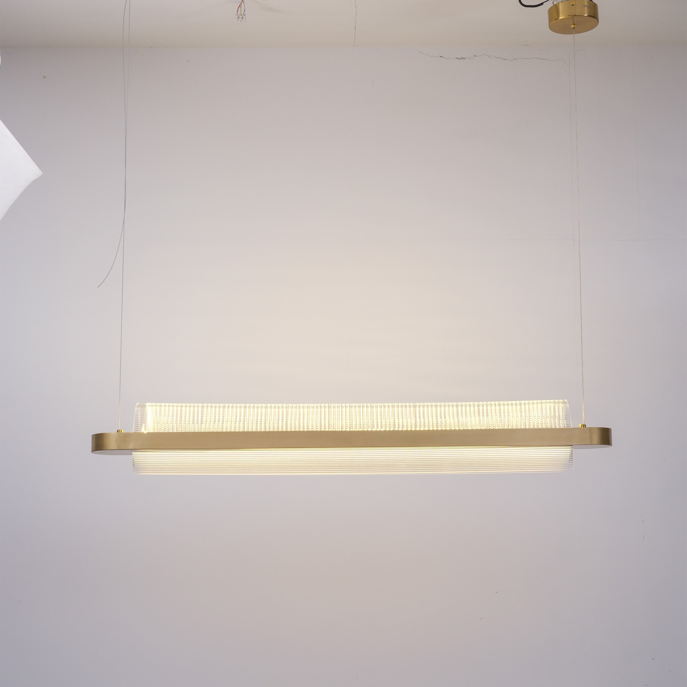 BEACON Molten Pearl Pendant Lamp CY-DD-1061 hanging pendant light with a glossy, pearl-like finish for modern interior decor.