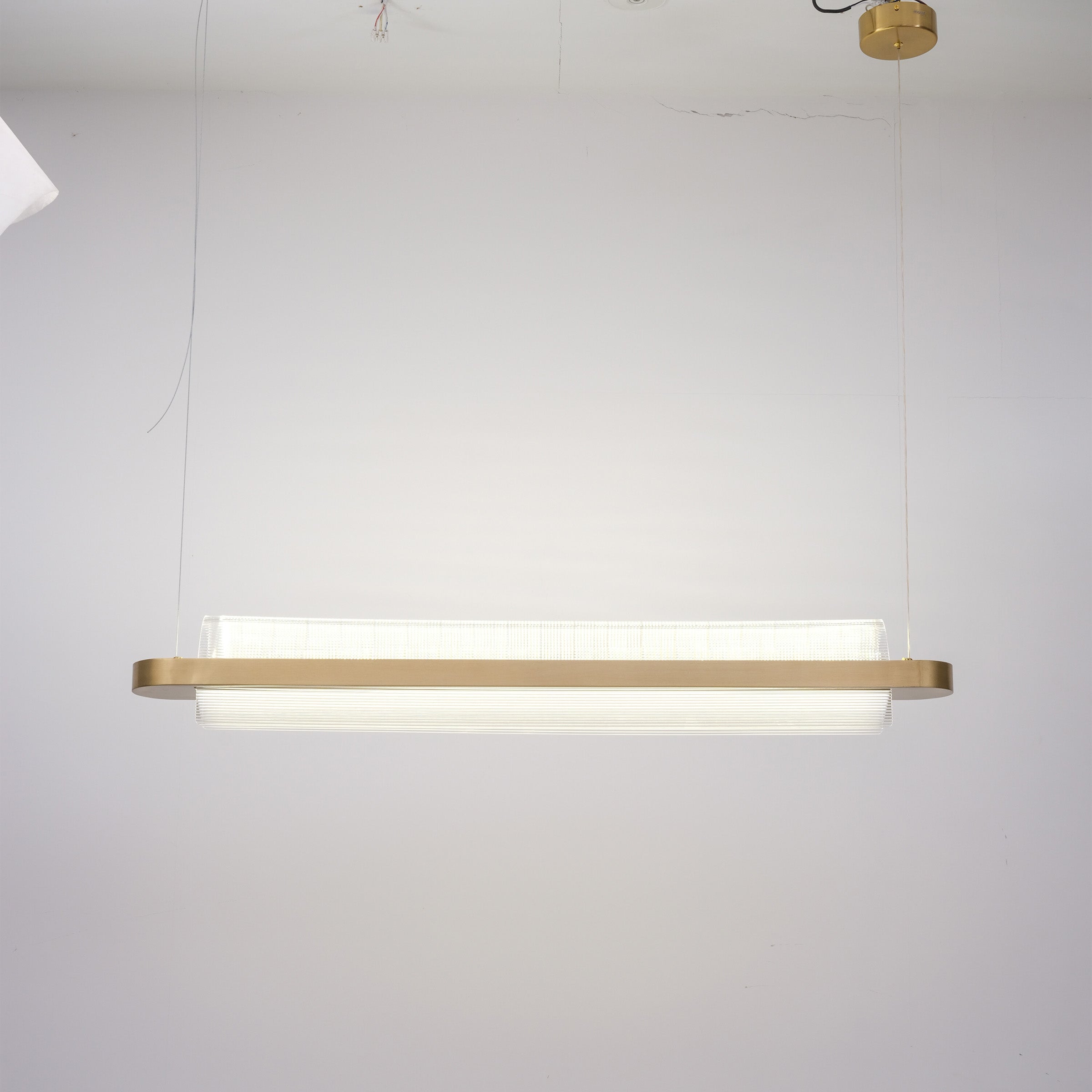 BEACON Molten Pearl Pendant Lamp CY-DD-1061, stylish pendant lighting fixture with a glossy molten pearl finish.