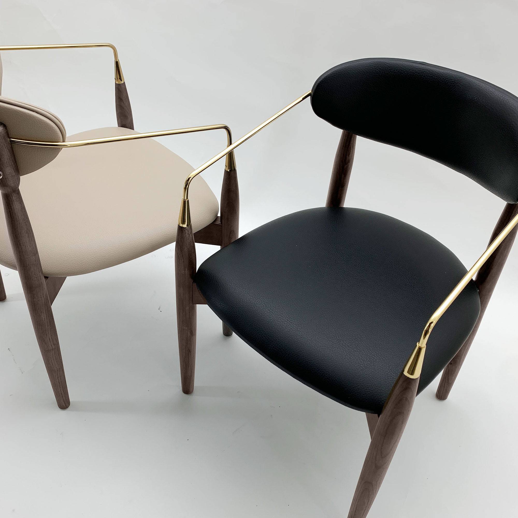 Monet Leather Chair Mon001-Beige -  Chairs | كرسي مونيه - ebarza Furniture UAE | Shop Modern Furniture in Abu Dhabi & Dubai - مفروشات ايبازرا في الامارات | تسوق اثاث عصري وديكورات مميزة في دبي وابوظبي