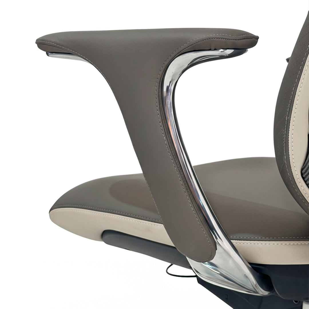 BEACON Nigel leather office chair with wheels, ergonomic design, padded seat and backrest, ideal for workspace comfort.