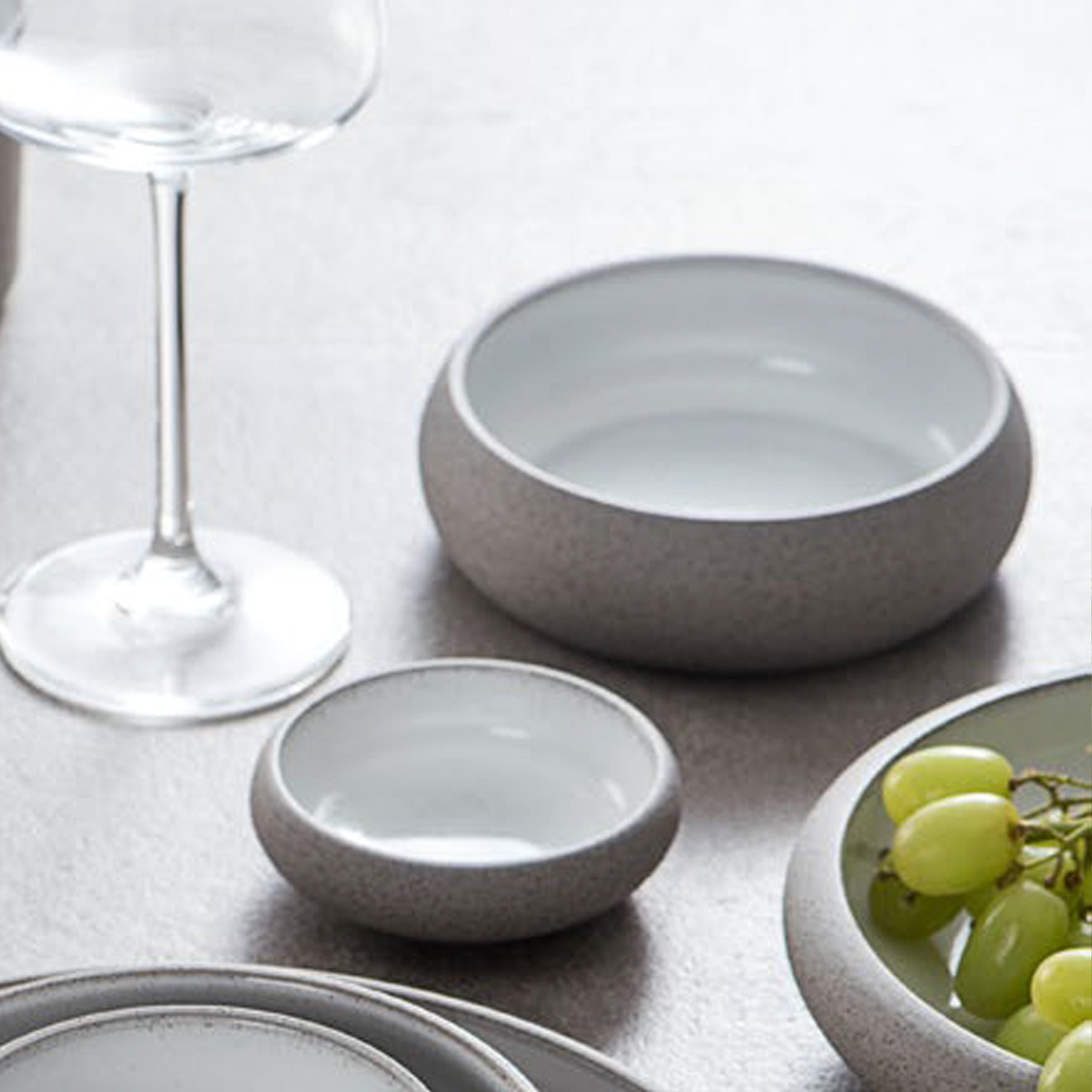 BEACON Nordic Western Round Plate 3.75-inch with a sleek design, perfect for serving meals or display.