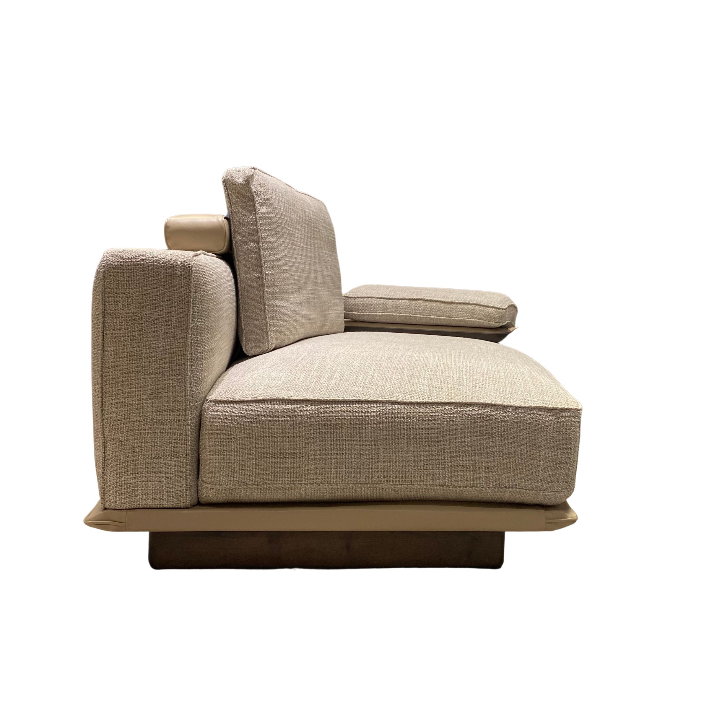 HOMAGE KOLTUK Odeon C module with right arm, 160cm, for Odeon sofa, modern fabric sofa section in a living room setting