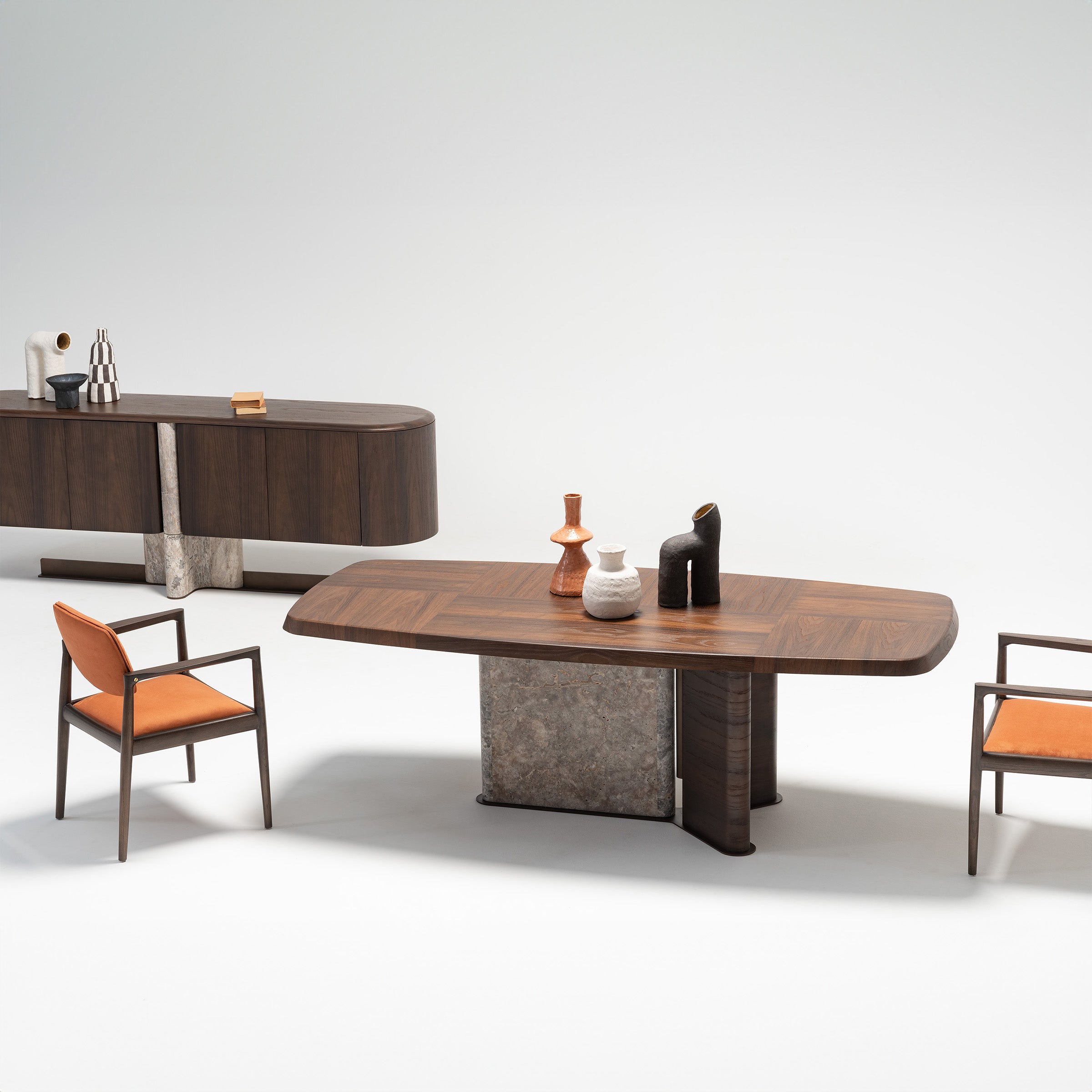 HOMAGE KOLTUK Odeon dining table 2.78 with a sleek wooden surface, modern design, ideal for contemporary dining rooms.